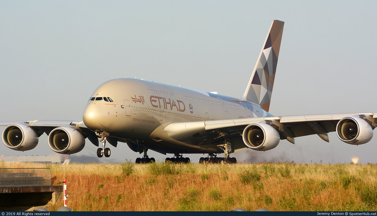 Photo of A6-APJ - Airbus A380-861 operated by Etihad Airways
