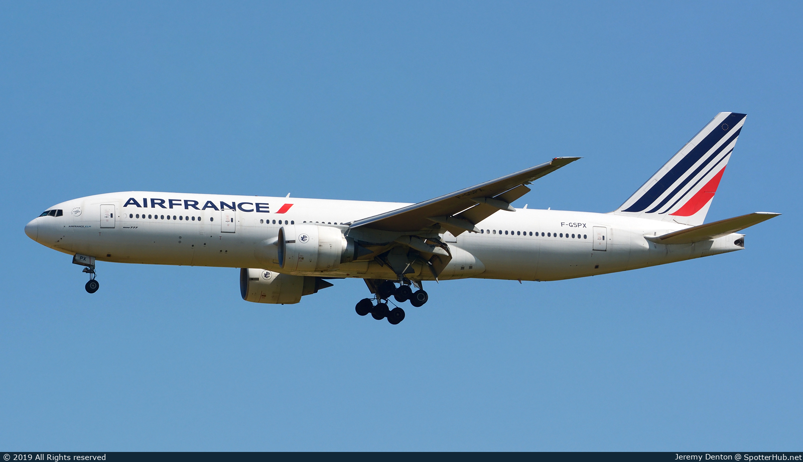 Photo of F-GSPX - Boeing 777-228(ER) operated by Air France