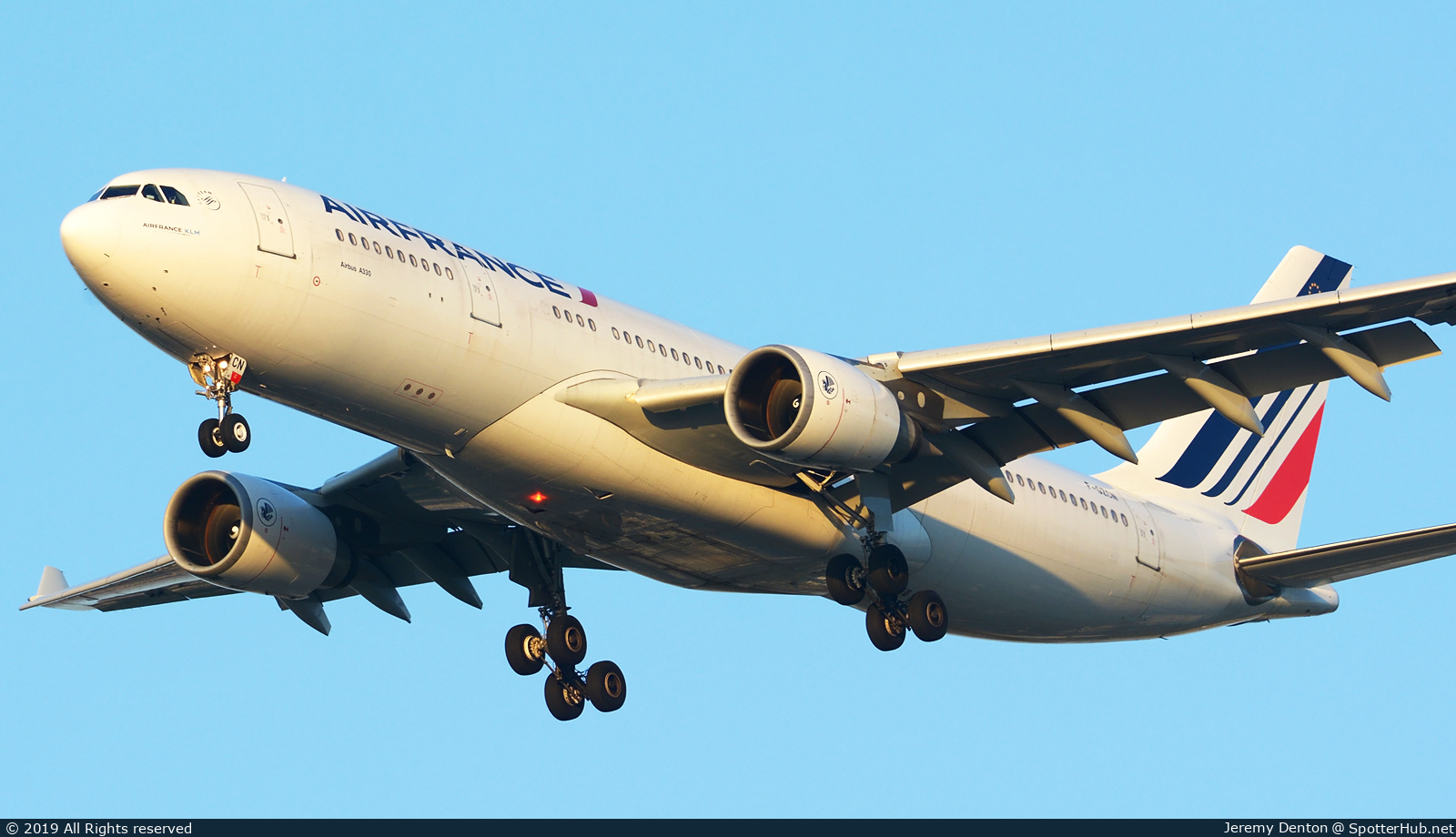 Photo of F-GZCN - Airbus A330-203 operated by Air France