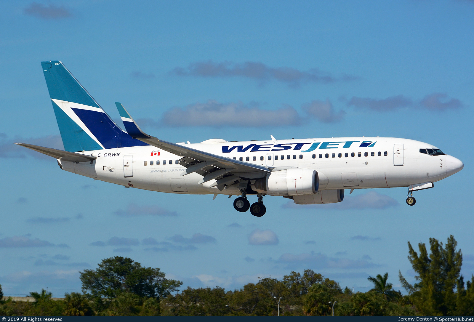 Photo of C-GRWS - Boeing 737-76N operated by WestJet Airlines