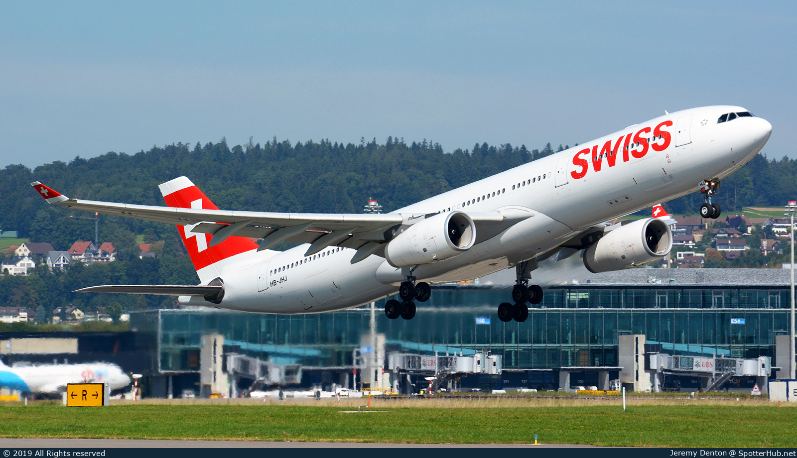Photo of HB-JHJ - Airbus A330-343 operated by Swiss International Air Lines
