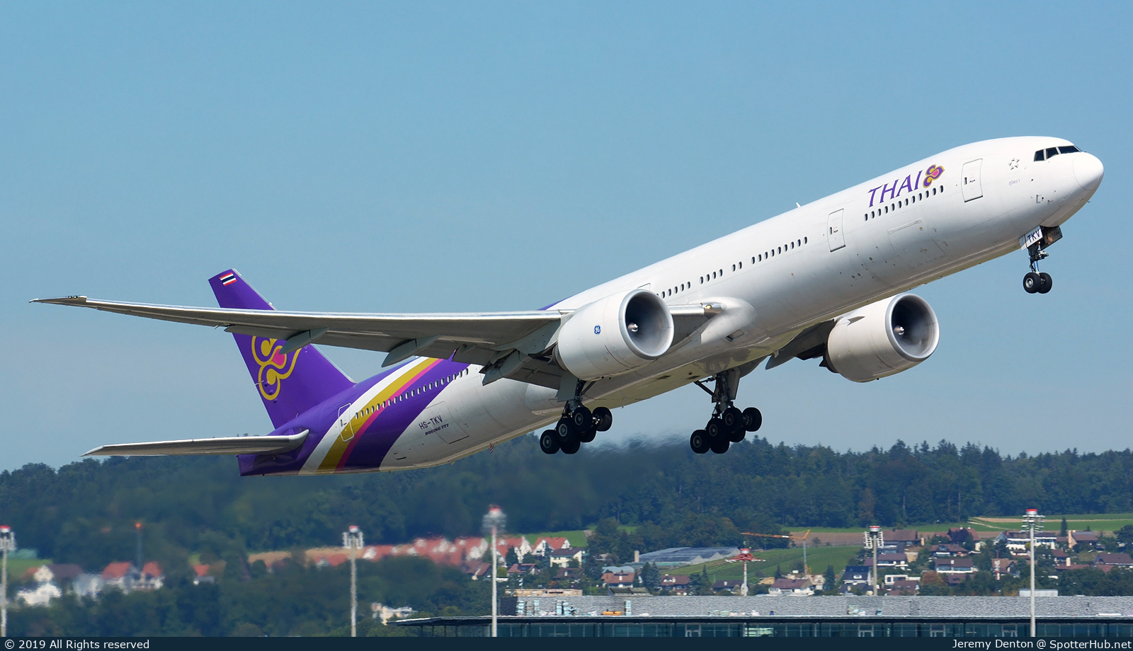 Photo of HS-TKV - Boeing 777-3D7(ER) operated by Thai Airways International