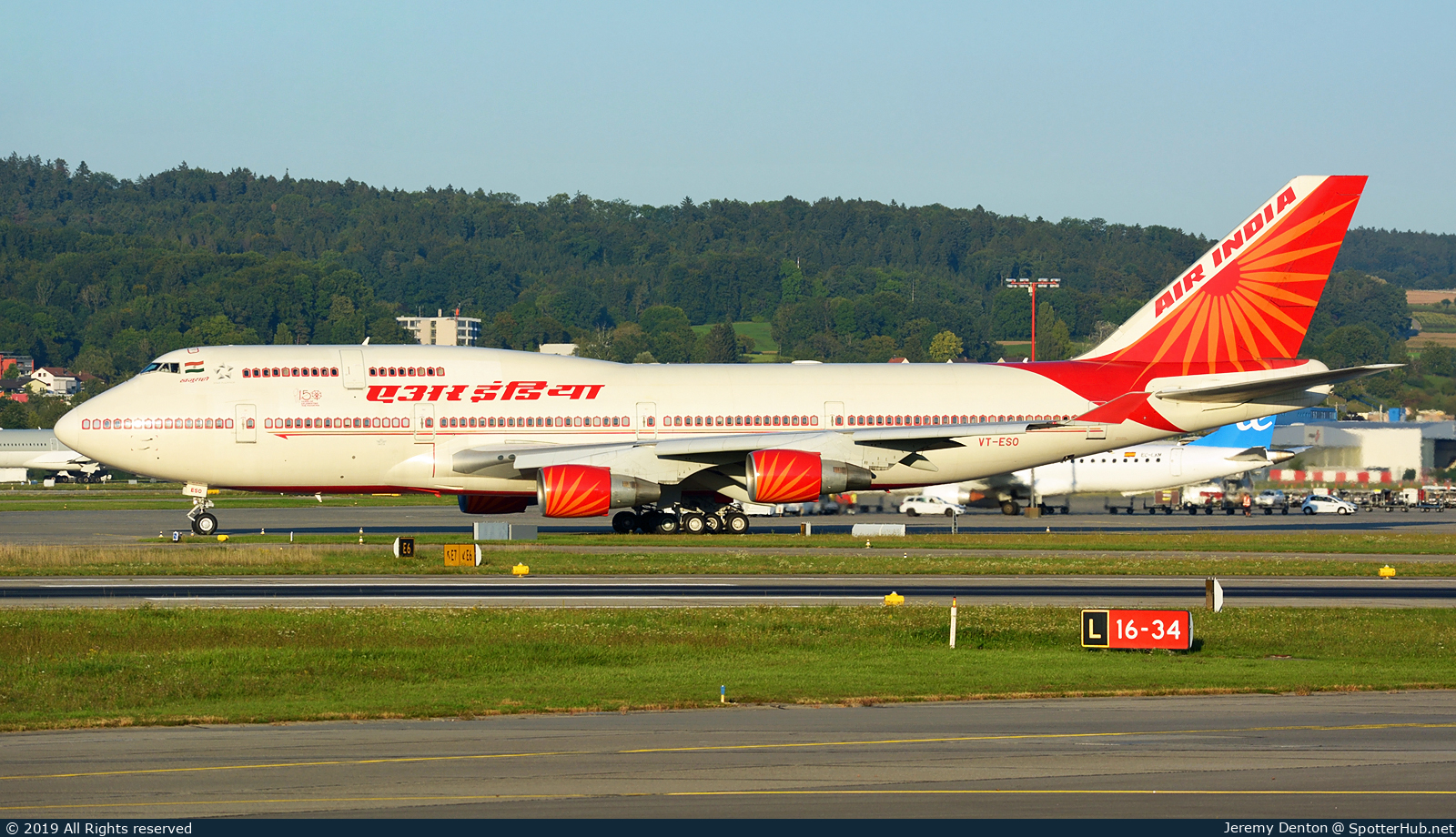 Photo of VT-ESO - Boeing 747-437 operated by Air India