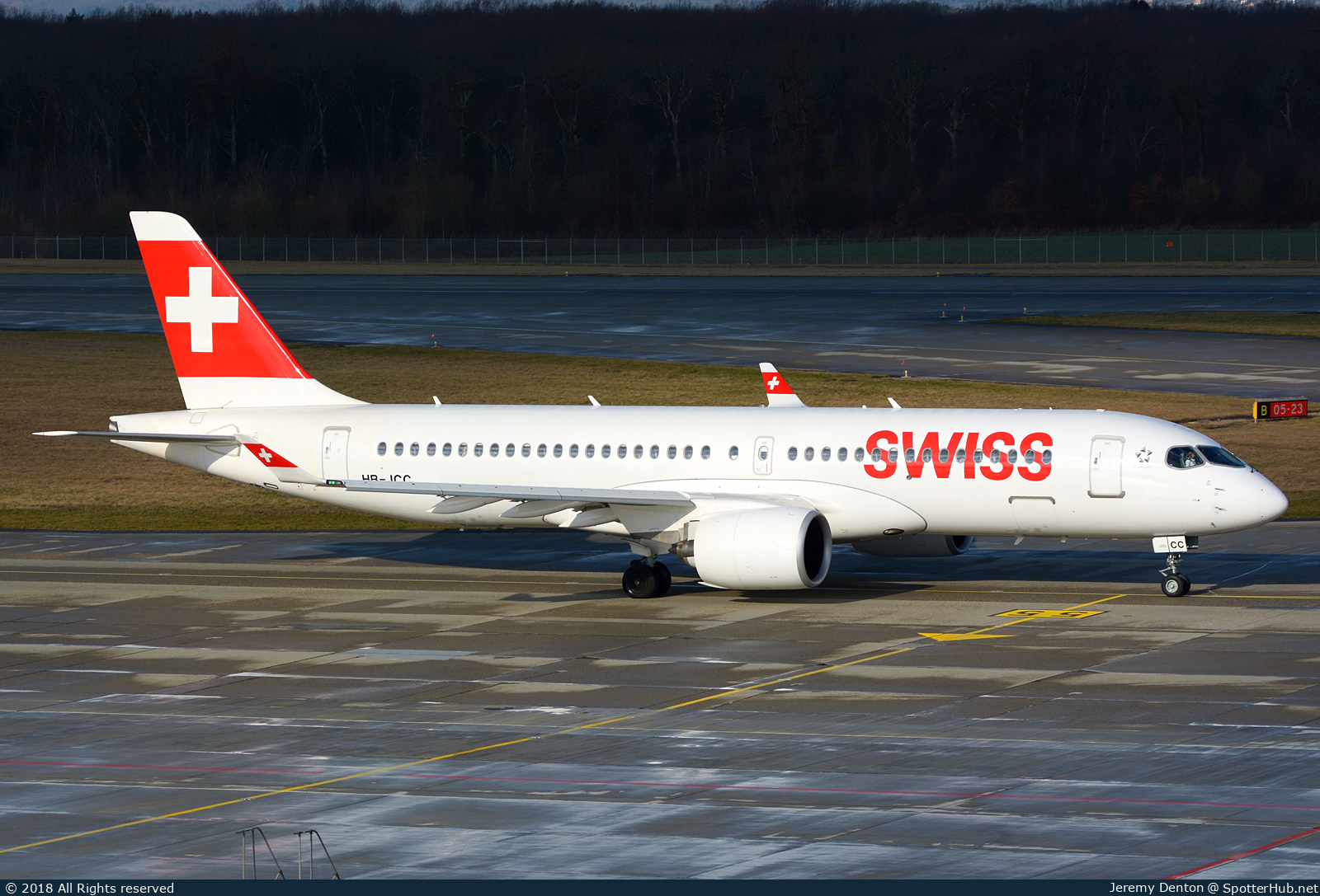 Photo of HB-JCC - Airbus A220-300 operated by Swiss International Air Lines