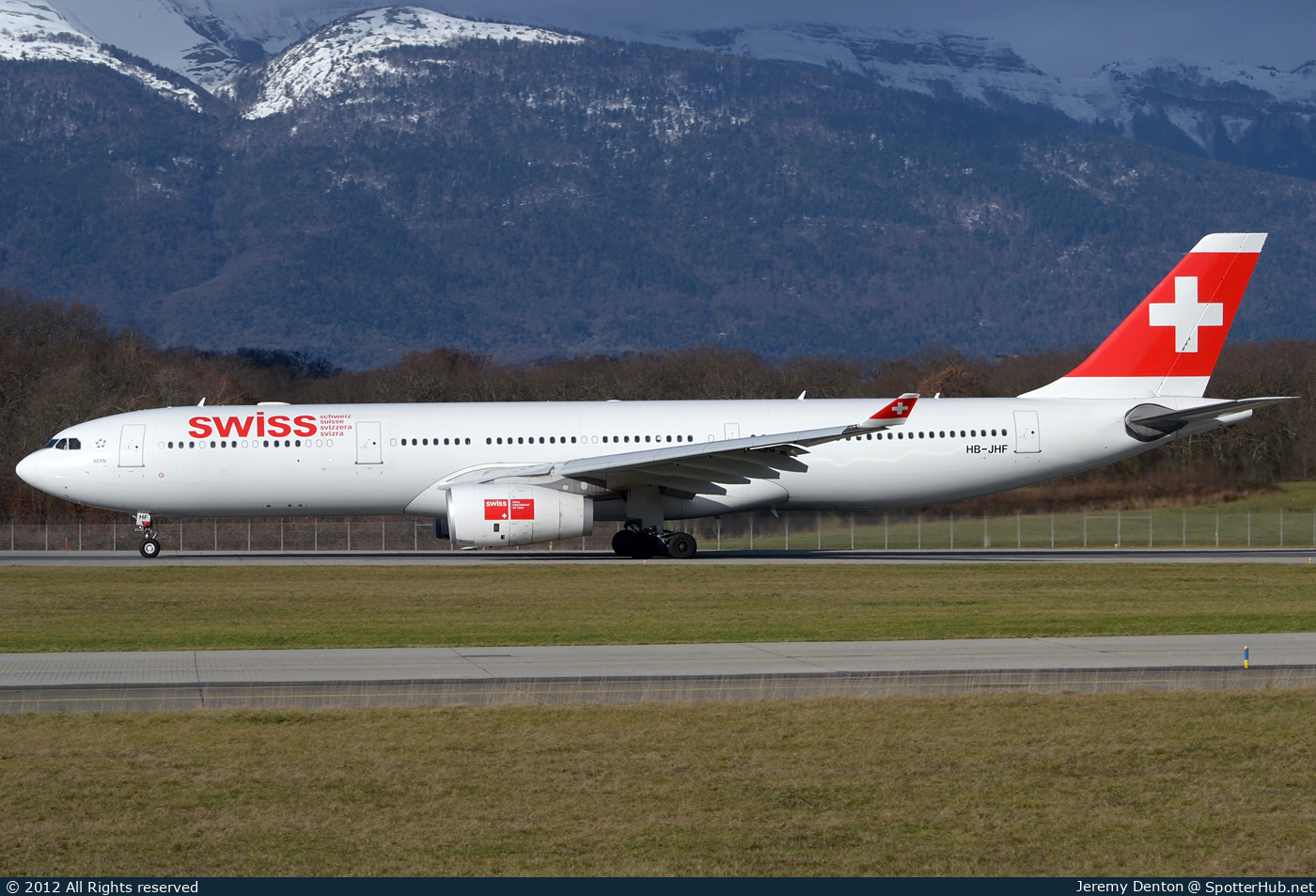 Photo of HB-JHF - Airbus A330-343 operated by Swiss International Air Lines