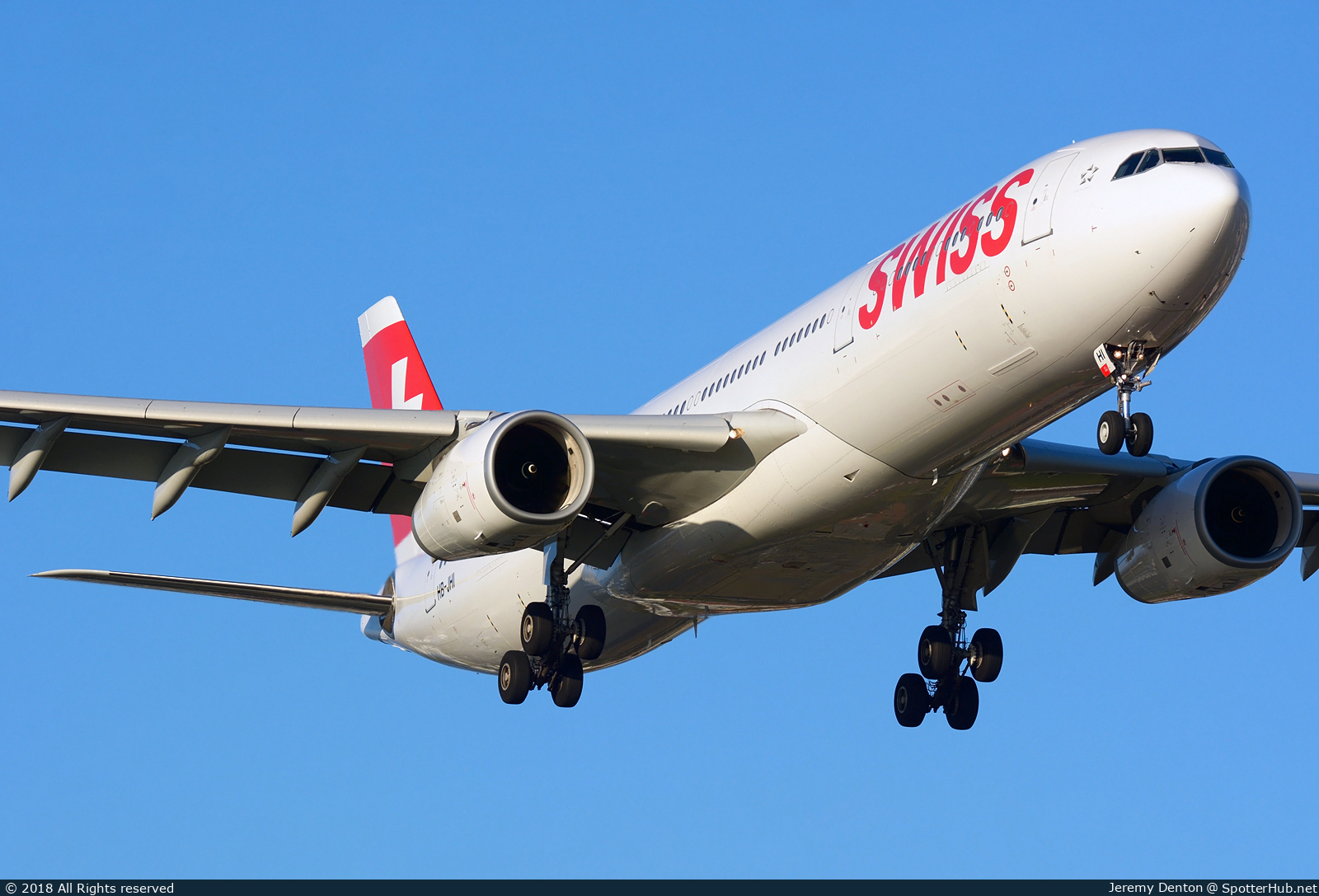 Photo of HB-JHI - Airbus A330-343 operated by Swiss International Air Lines
