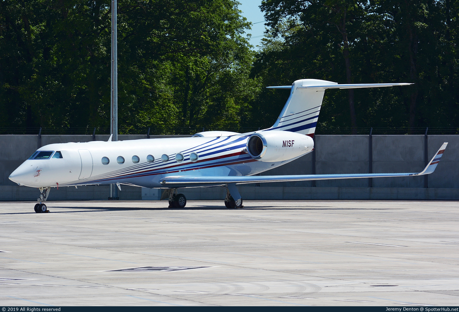 Photo of N1SF - Gulfstream GV-SP (G550) operated by Toyota