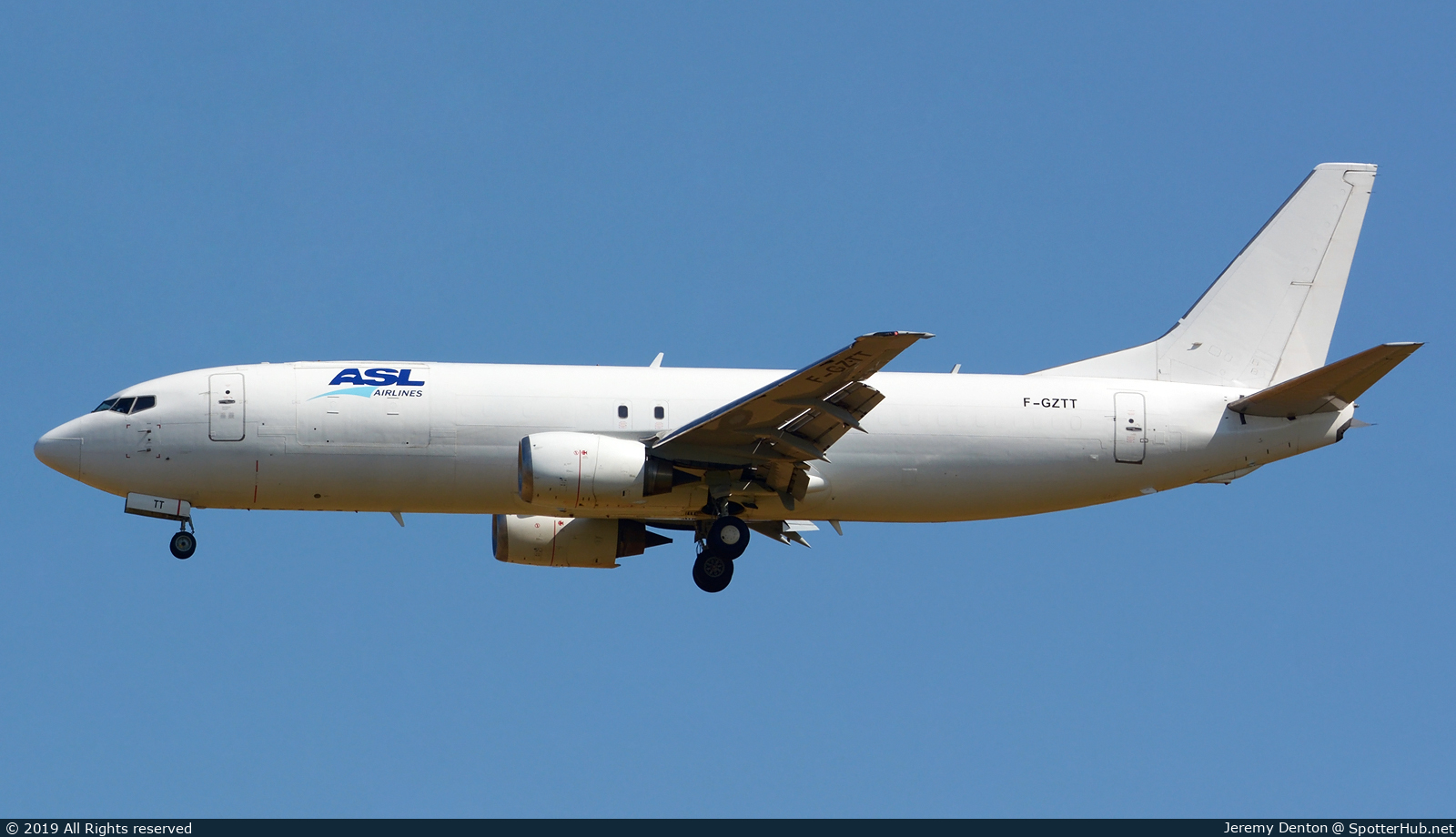 Photo of F-GZTT - Boeing 737-48E(SF) operated by ASL Airlines France