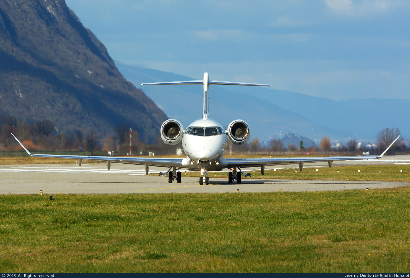 Photo of OH-ADM - Bombardier Challenger 350 operated by Jetflite