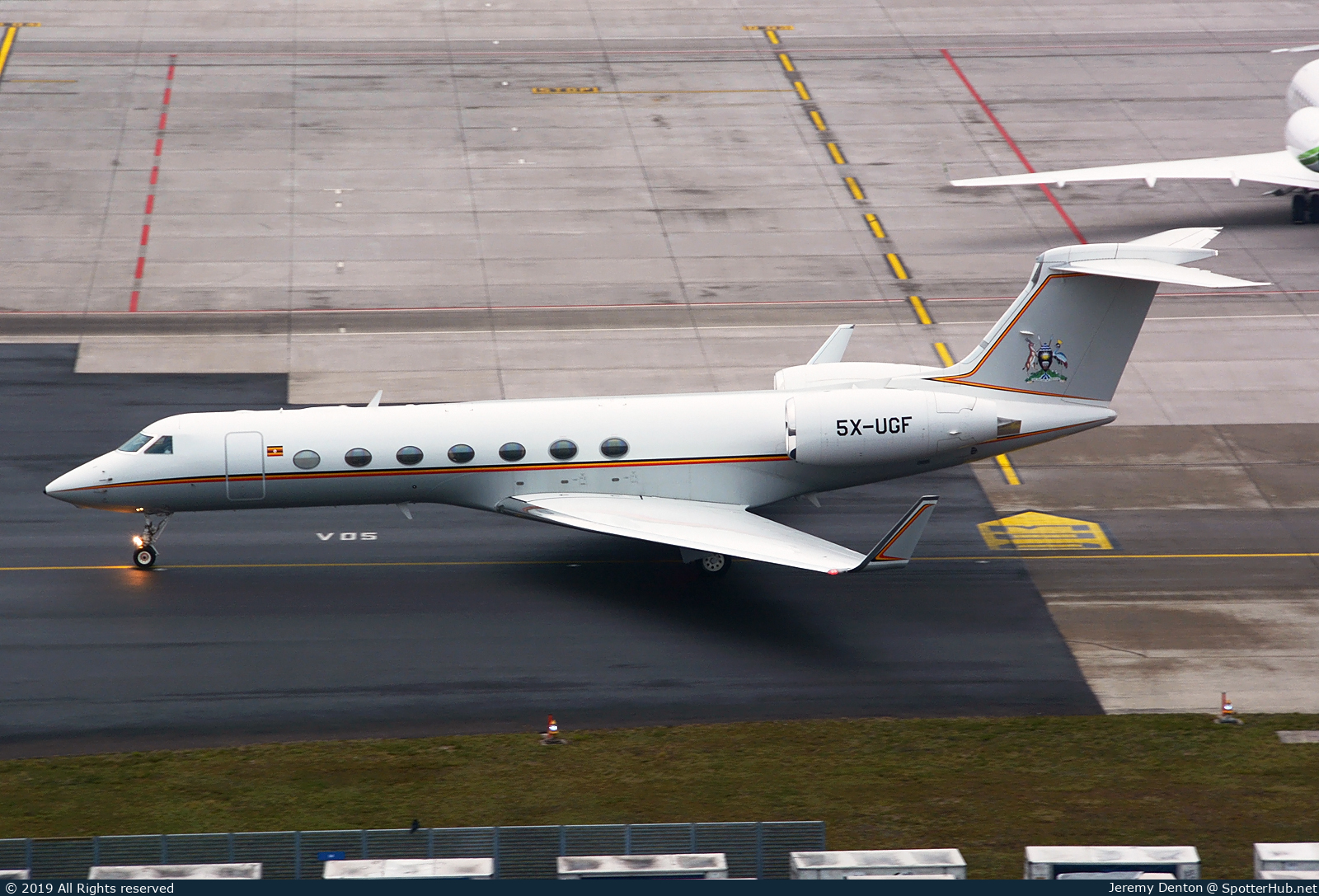 Photo of 5X-UGF - Gulfstream GV-SP (G550) operated by Government of Uganda