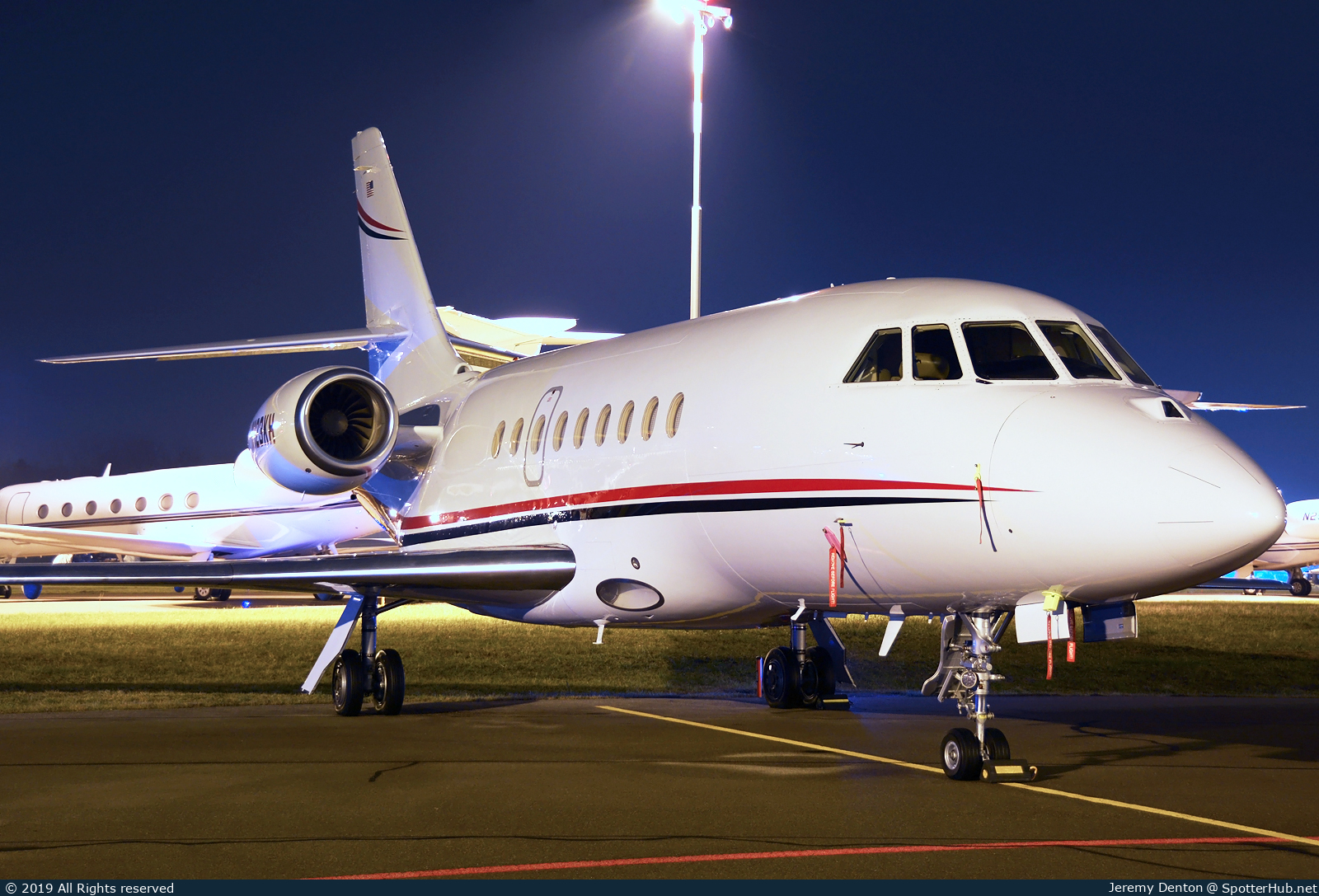Photo of N123KH - Dassault Falcon 2000EX operated by Private