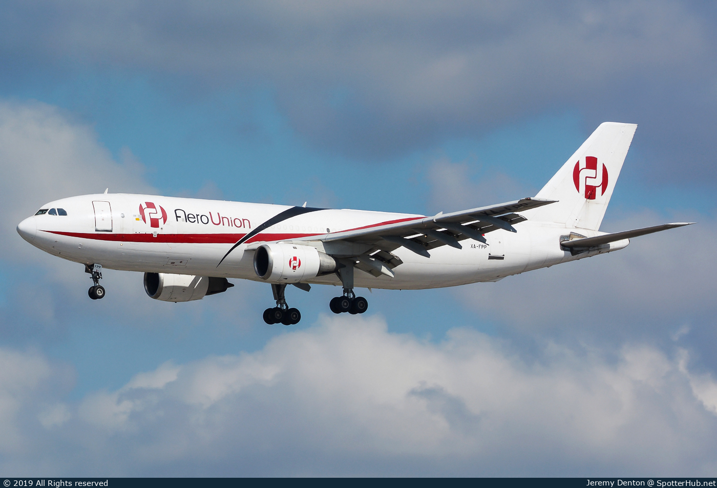 Photo of XA-FPP - Airbus A300B4-203(F) operated by AeroUnion