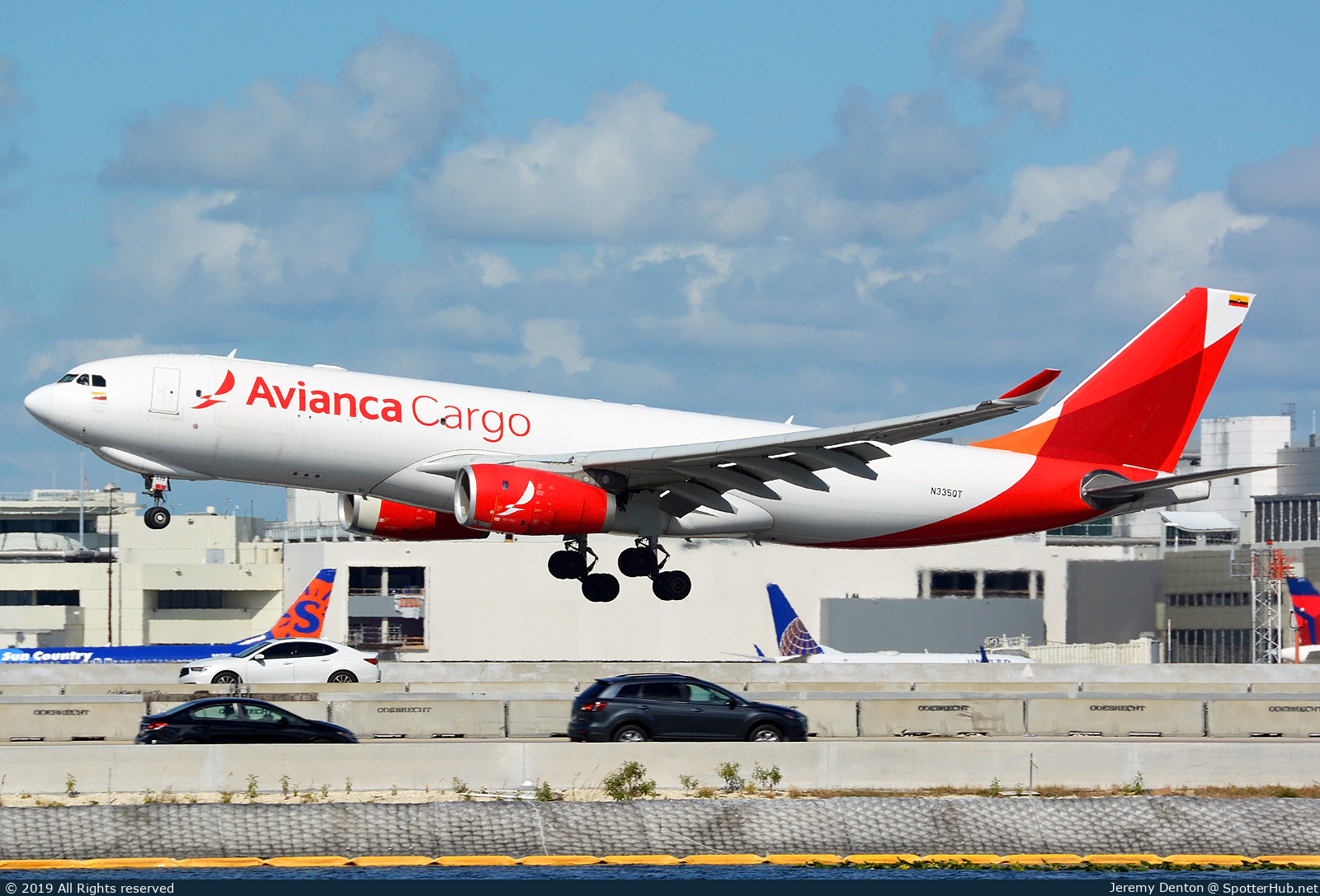 Photo of N335QT - Airbus A330-243F operated by Avianca Cargo