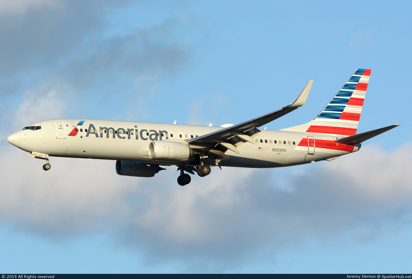 Photo of N355PU - Boeing 737-823 operated by American Airlines