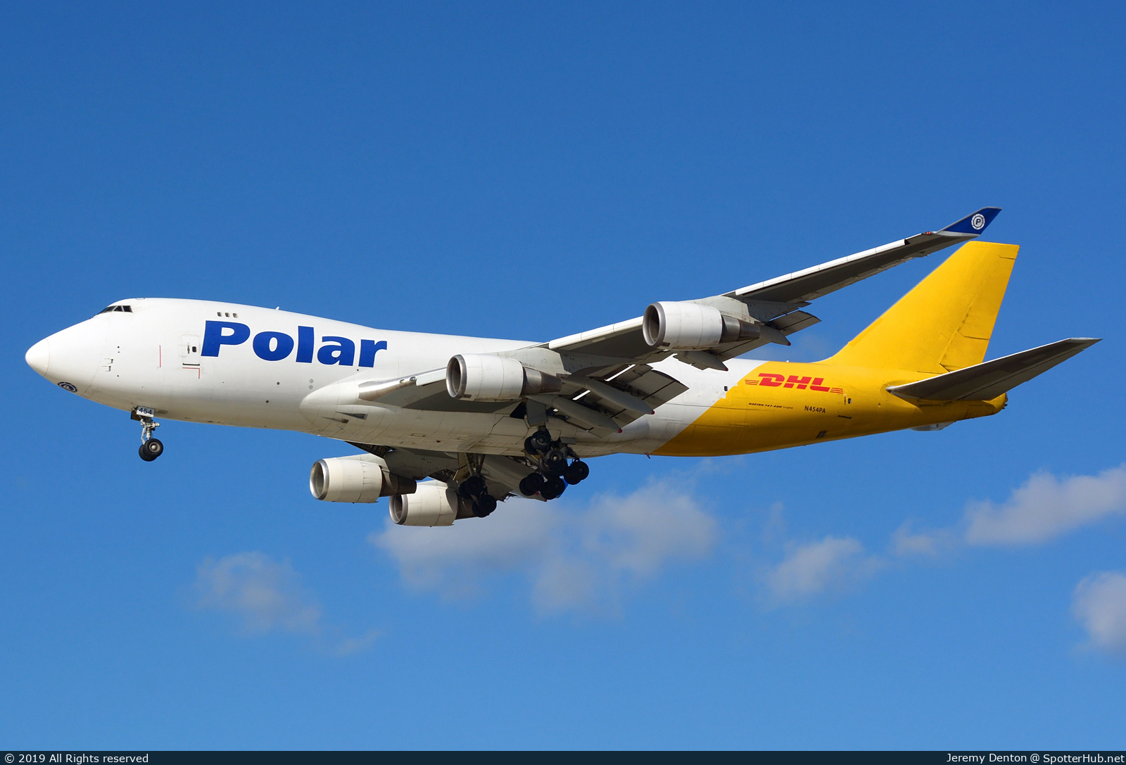 Photo of N454PA - Boeing 747-46NF operated by Polar Air Cargo
