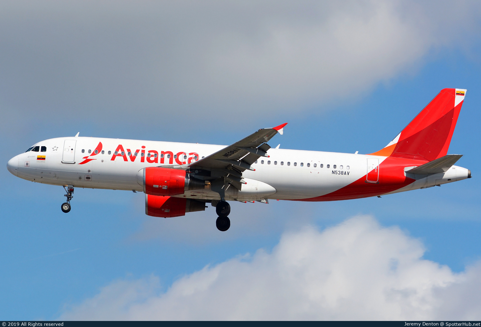 Photo of N538AV - Airbus A320-214 operated by Avianca Guatemala