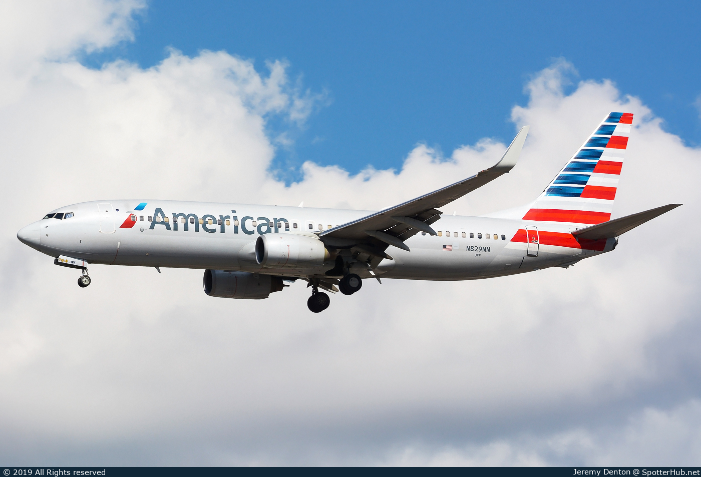 Photo of N829NN - Boeing 737-823 operated by American Airlines