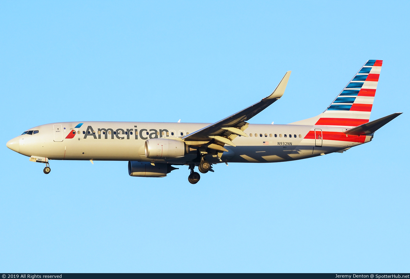 Photo of N932NN - Boeing 737-823 operated by American Airlines