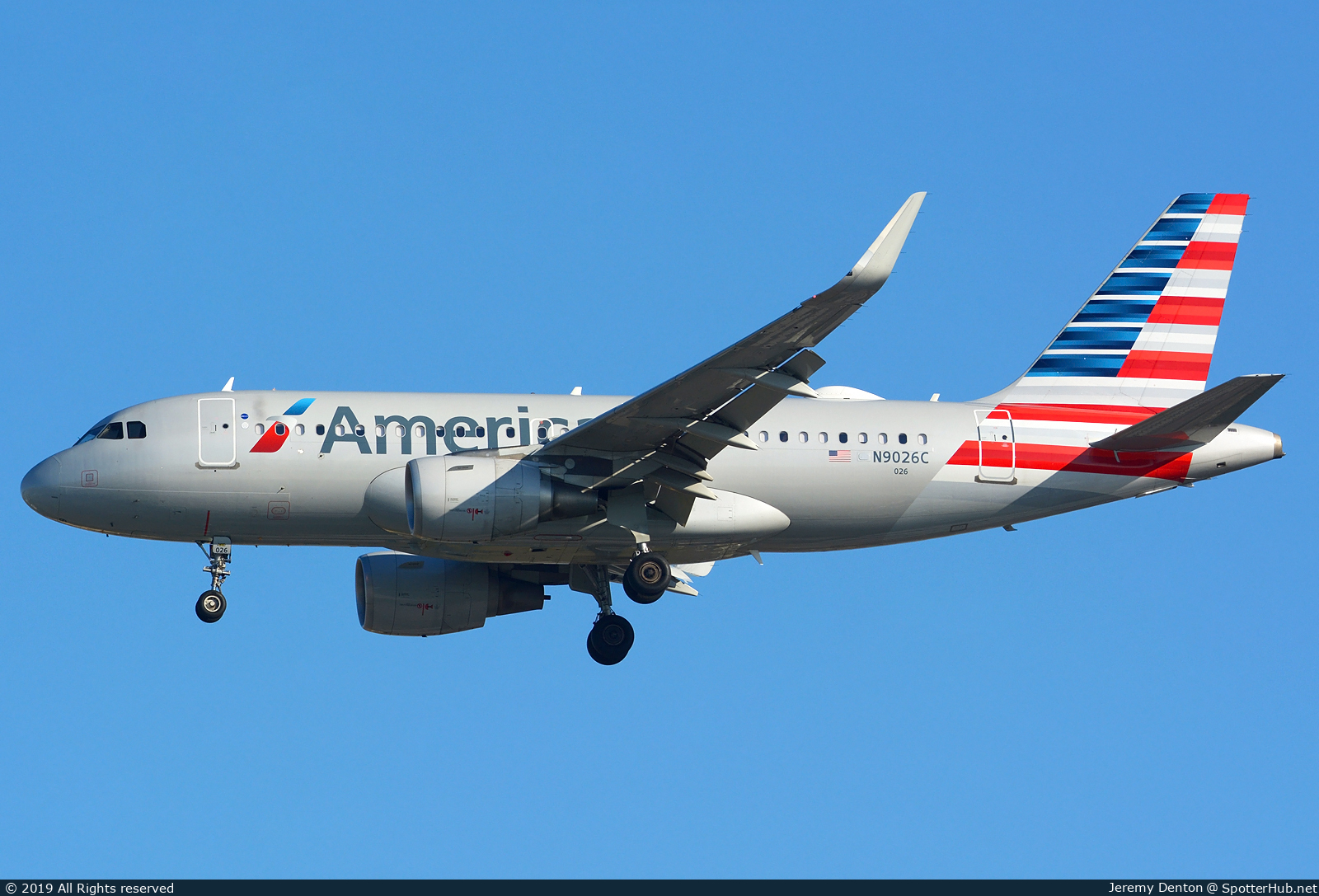 Photo of N9026C - Airbus A319-115 operated by American Airlines