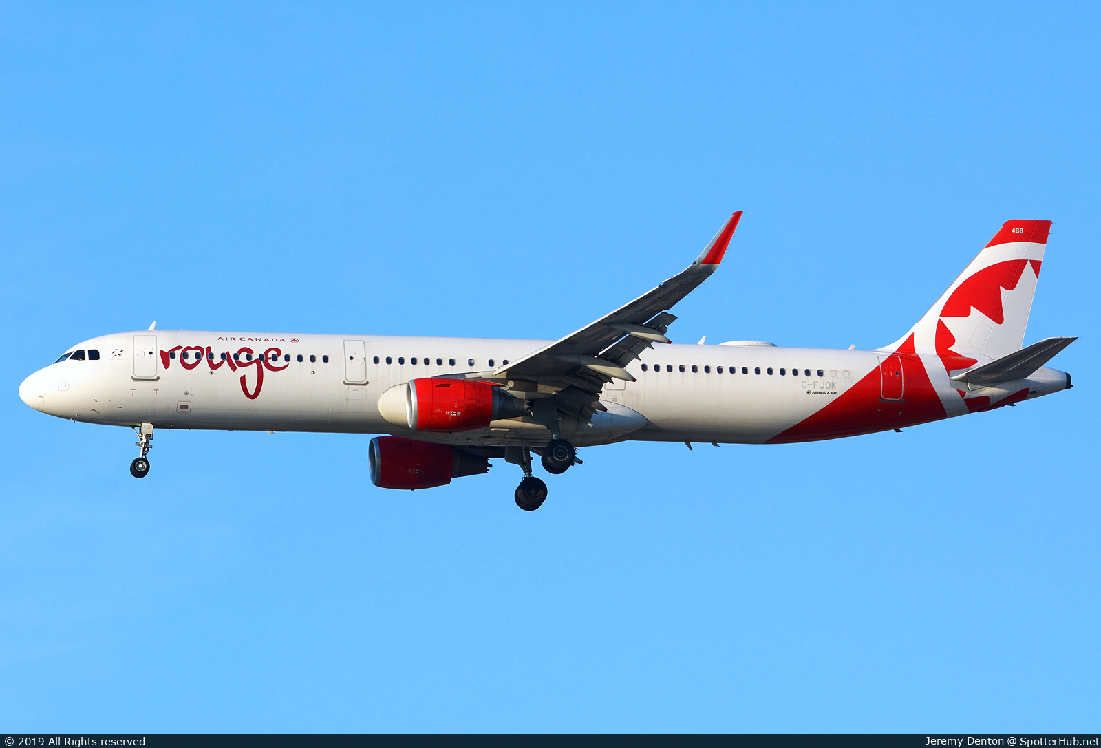 Photo of C-FJOK - Airbus A321-211 operated by Air Canada Rouge
