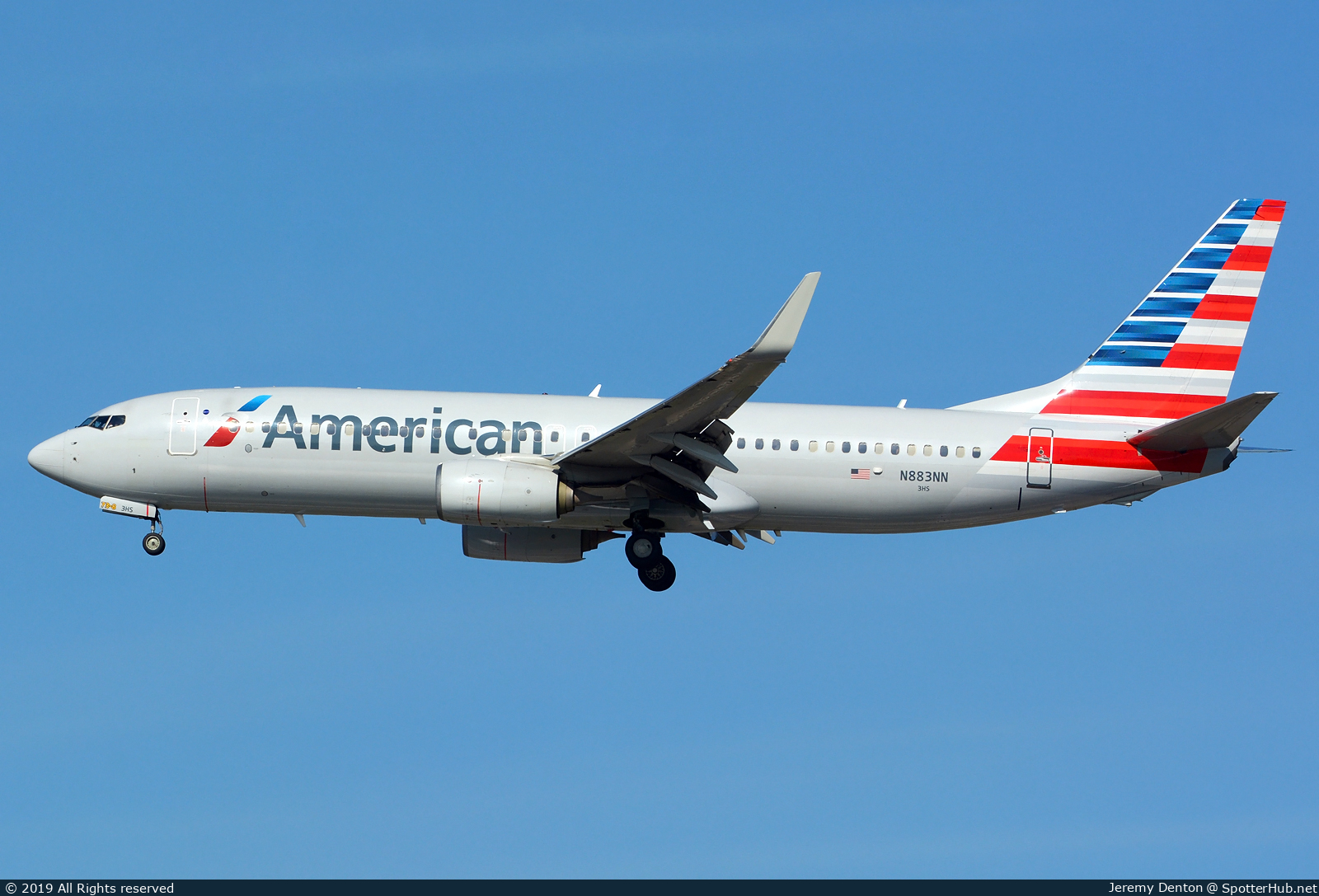 Photo of N883NN - Boeing 737-823 operated by American Airlines