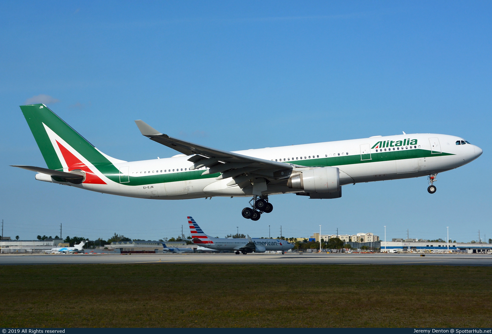 Photo of EI-EJN - Airbus A330-202 operated by Alitalia
