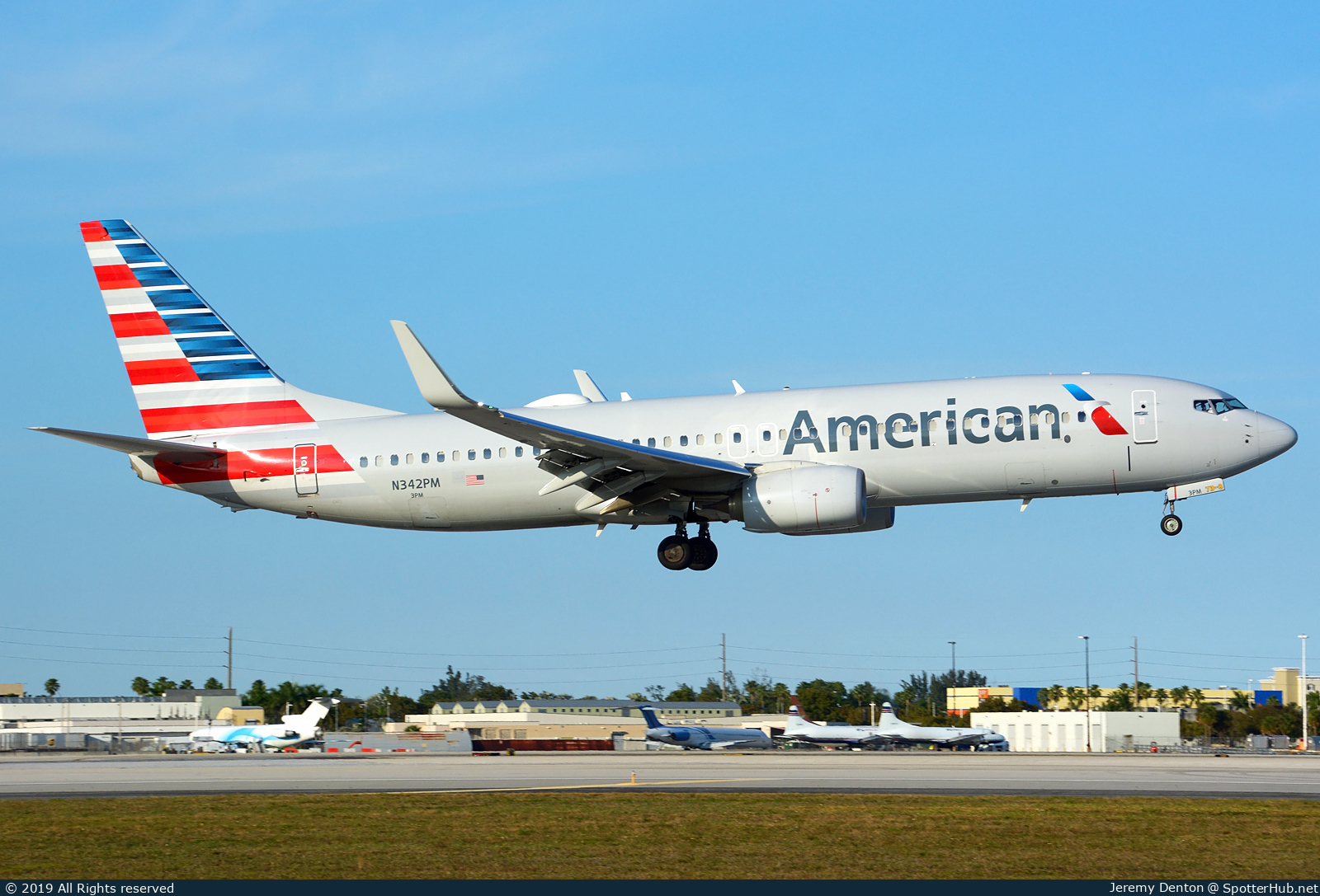 Photo of N342PM - Boeing 737-823 operated by American Airlines