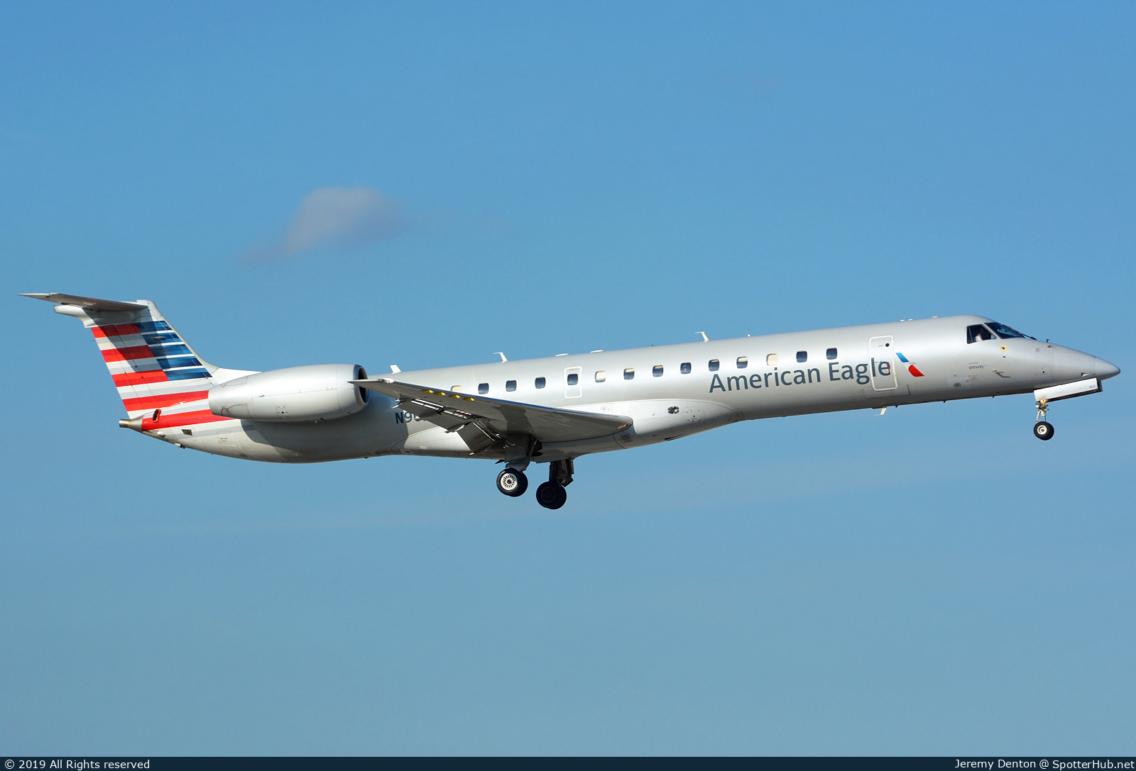 Photo of N902BC - Embraer ERJ-145LR operated by American Eagle (opb Envoy Air)