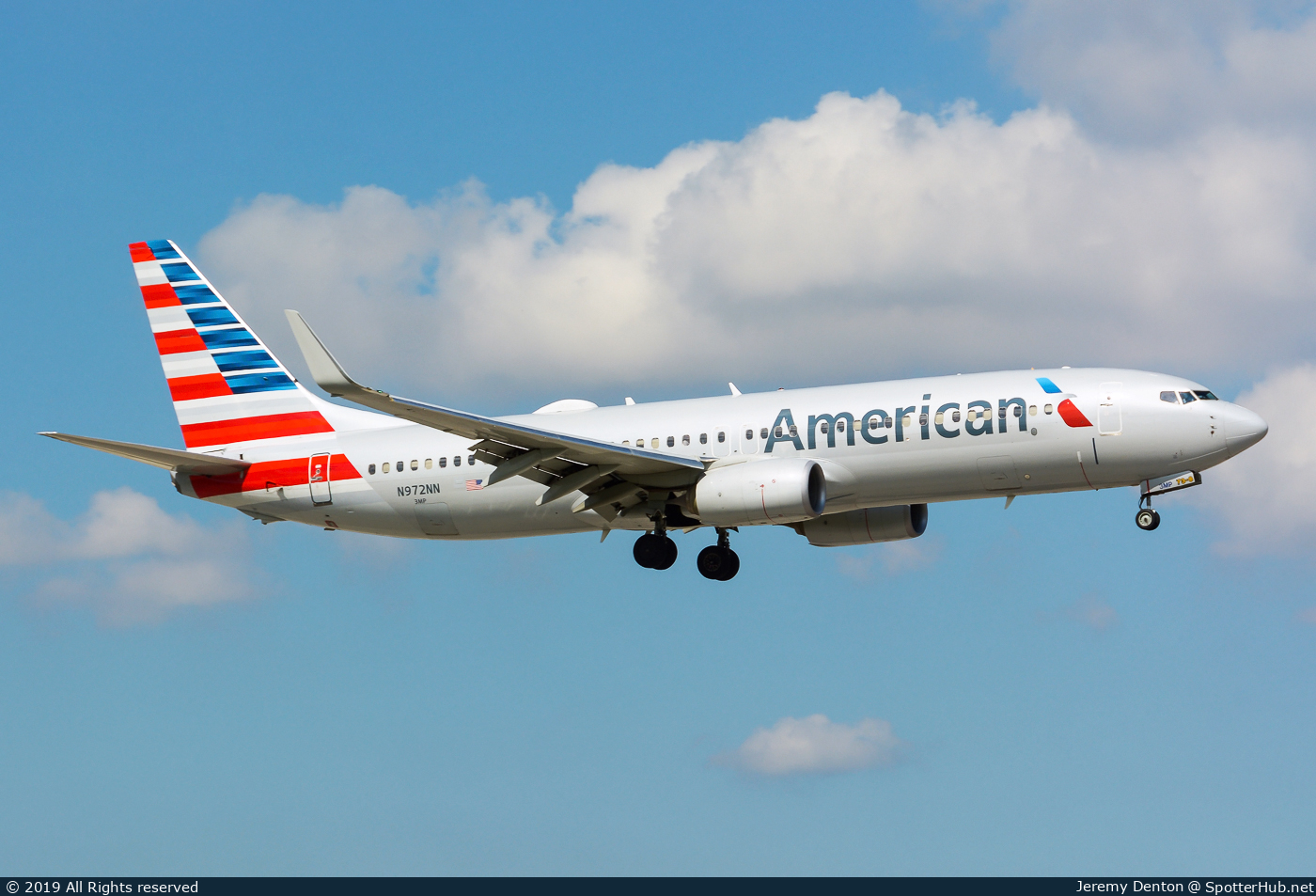 Photo of N972NN - Boeing 737-823 operated by American Airlines