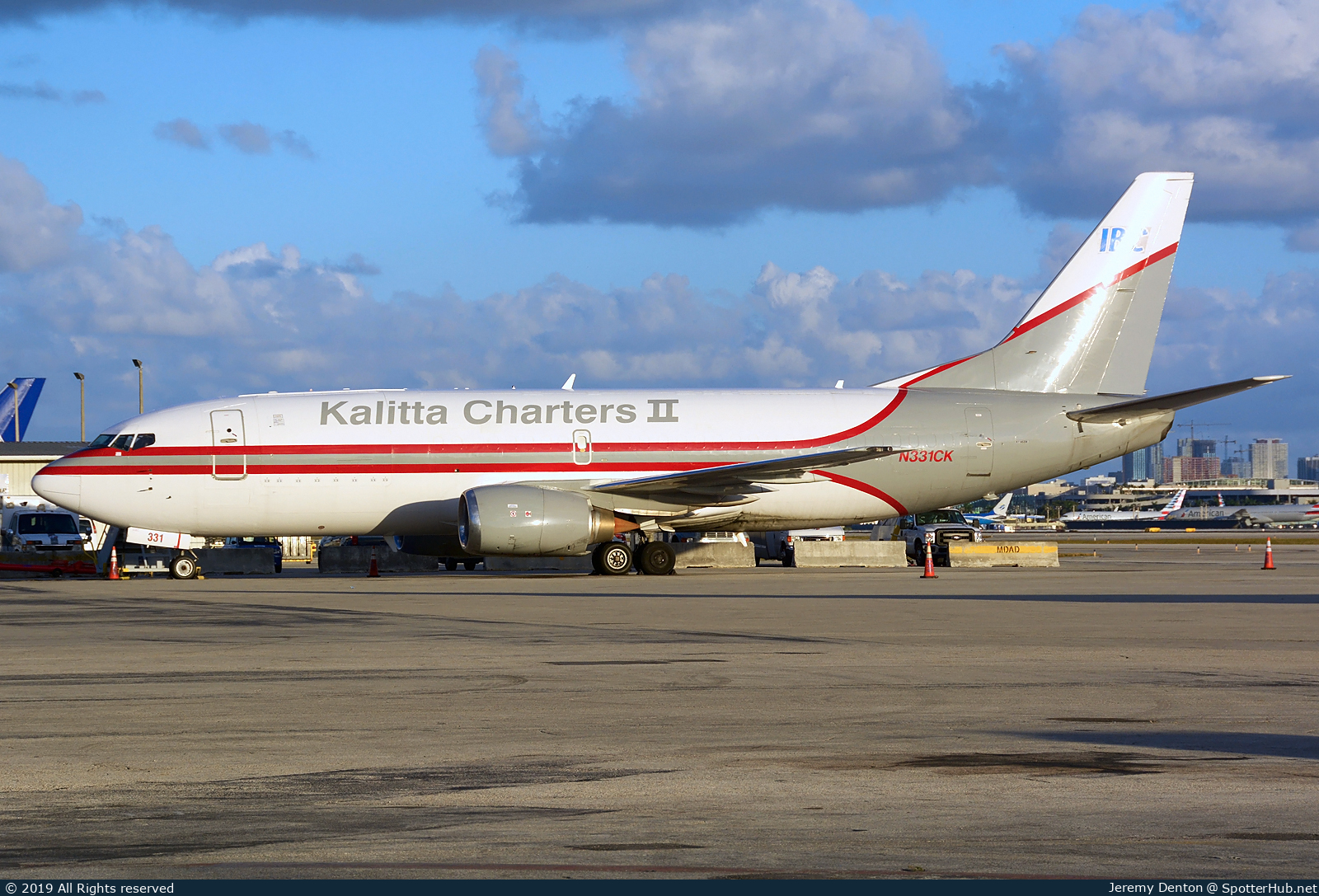 Photo of N331CK - Boeing 737-3Y0(BDSF) operated by Kalitta Charters II