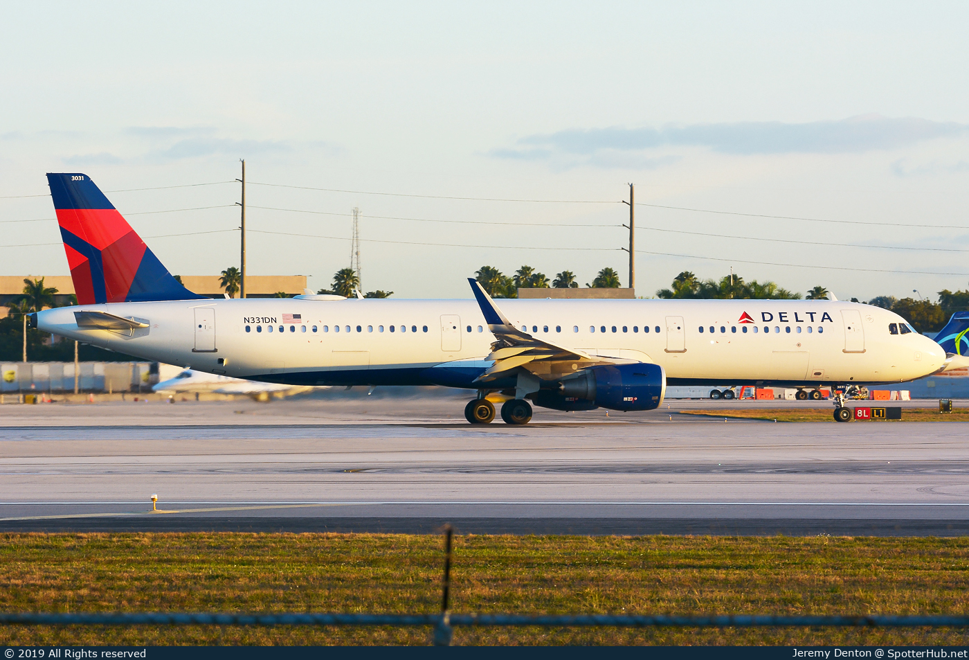Photo of N331DN - Airbus A321-211 operated by Delta Air Lines