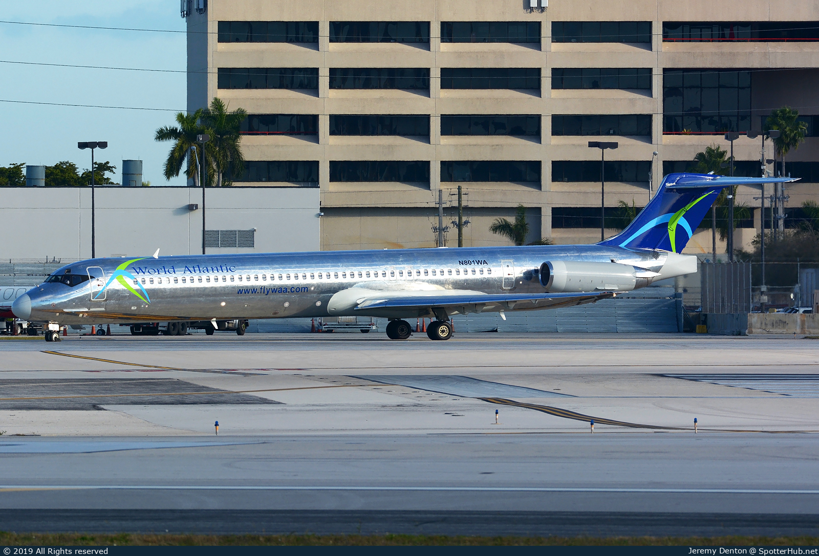 Photo of N801WA - McDonnell Douglas MD-83 operated by World Atlantic Airlines