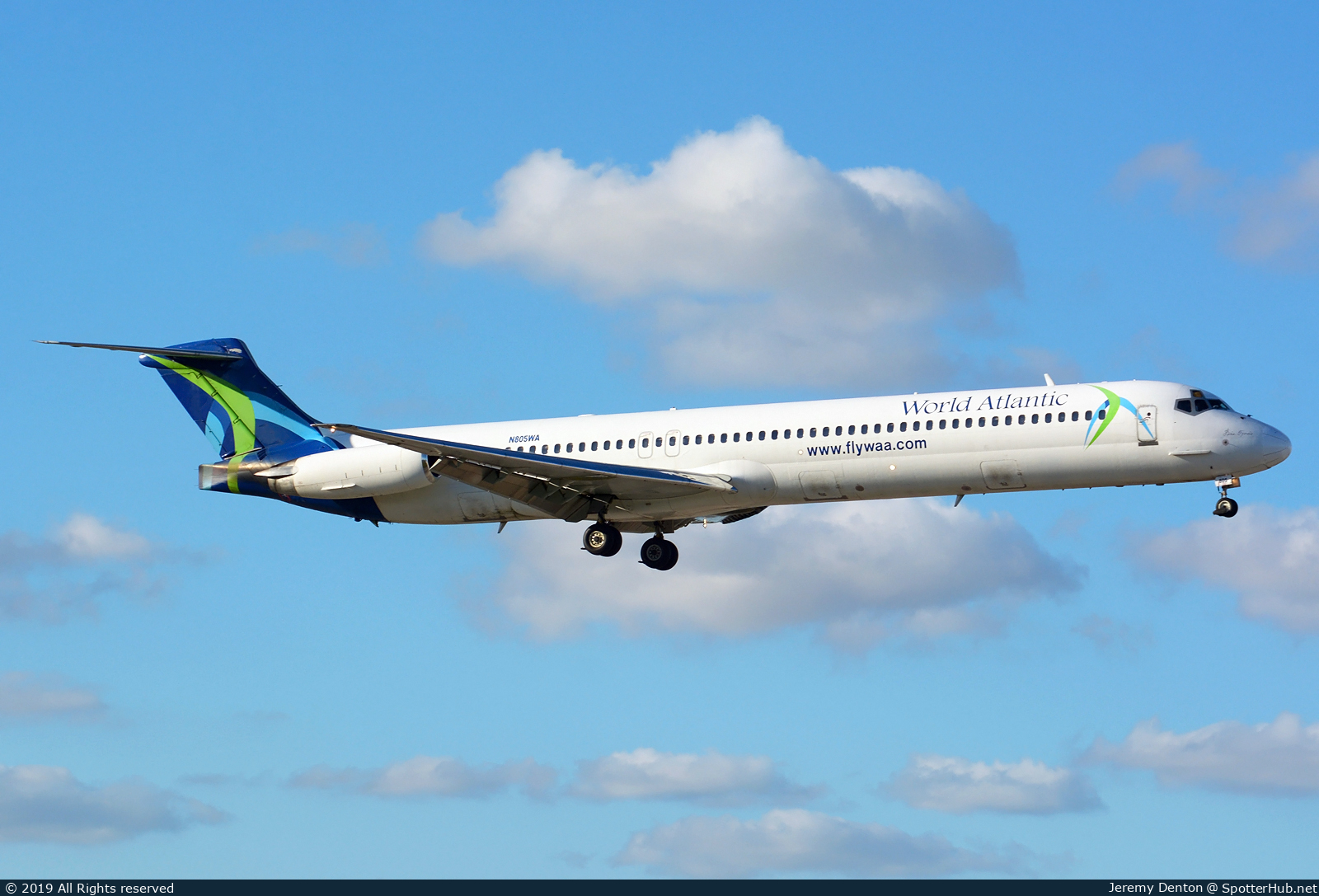 Photo of N805WA - McDonnell Douglas MD-83 operated by World Atlantic Airlines