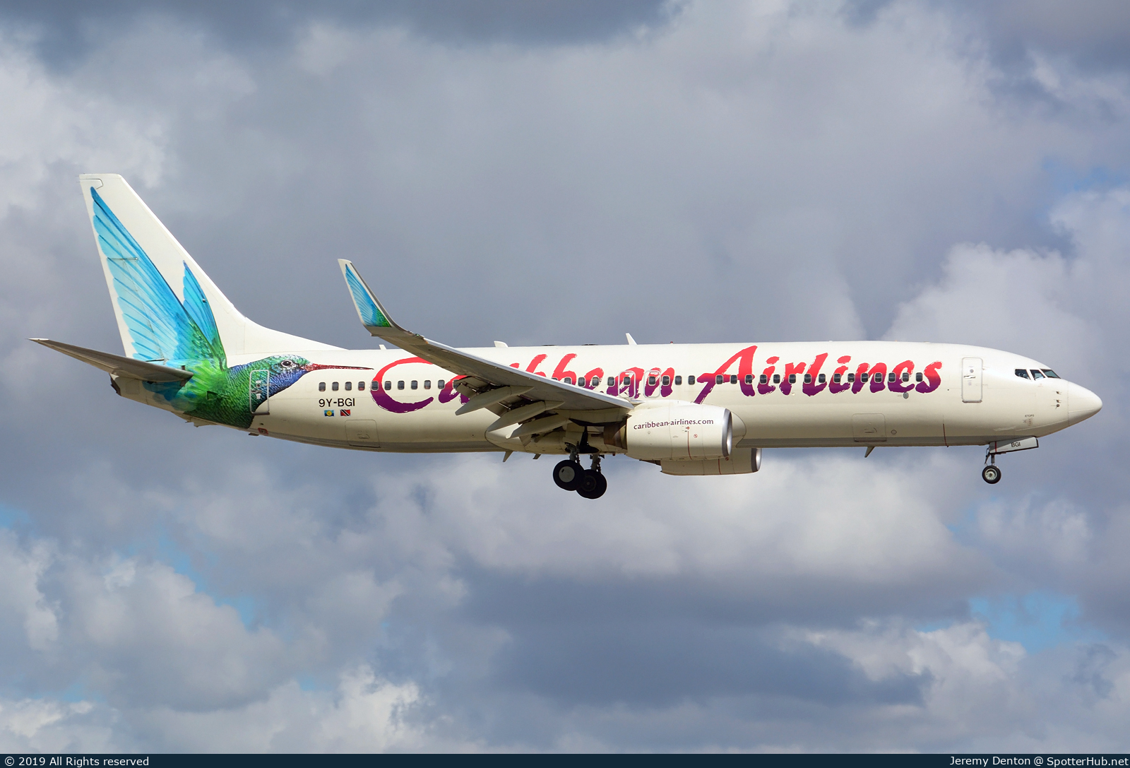Photo of 9Y-BGI - Boeing 737-8Q8 operated by Caribbean Airlines
