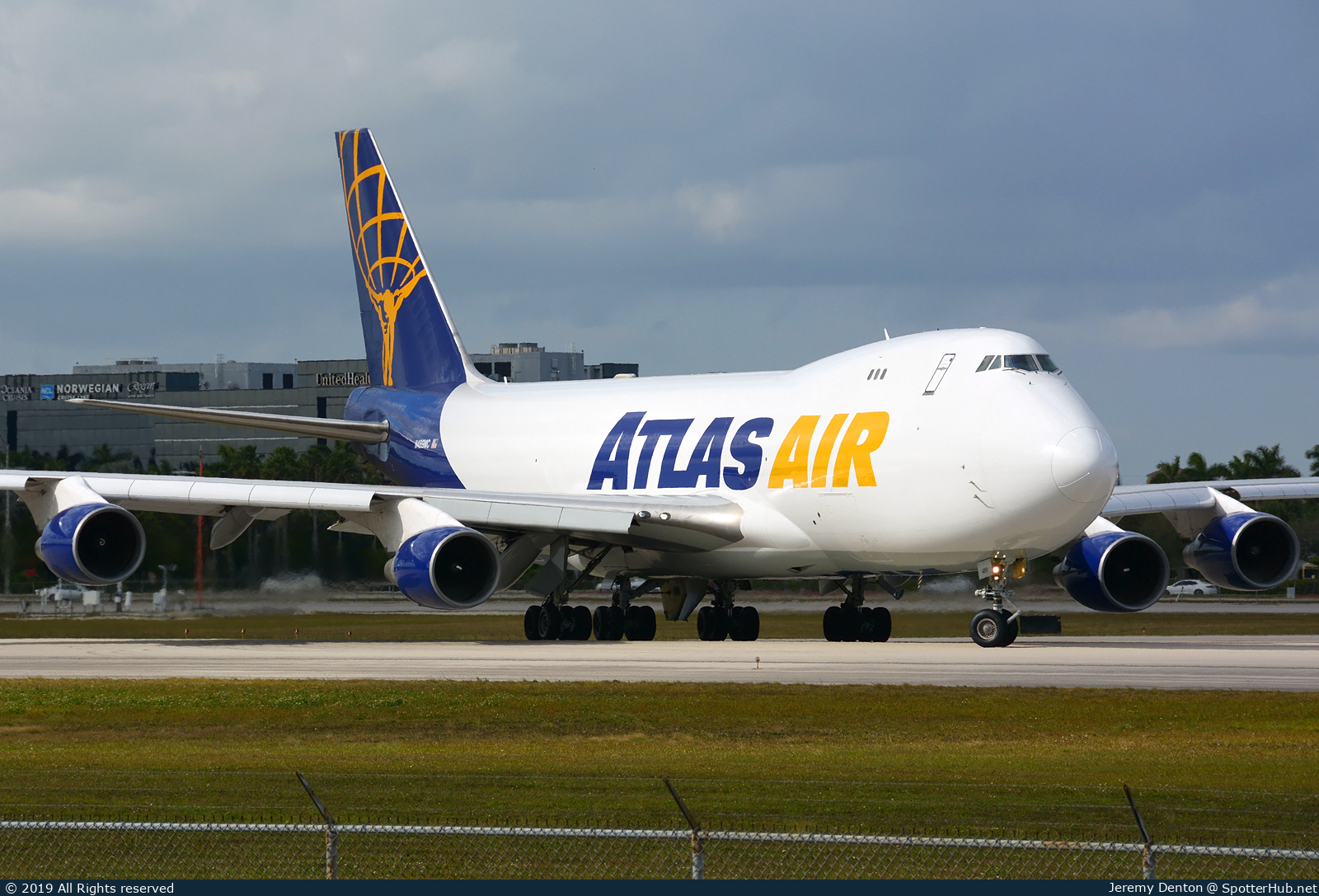 Photo of N489MC - Boeing 747-412F operated by Atlas Air