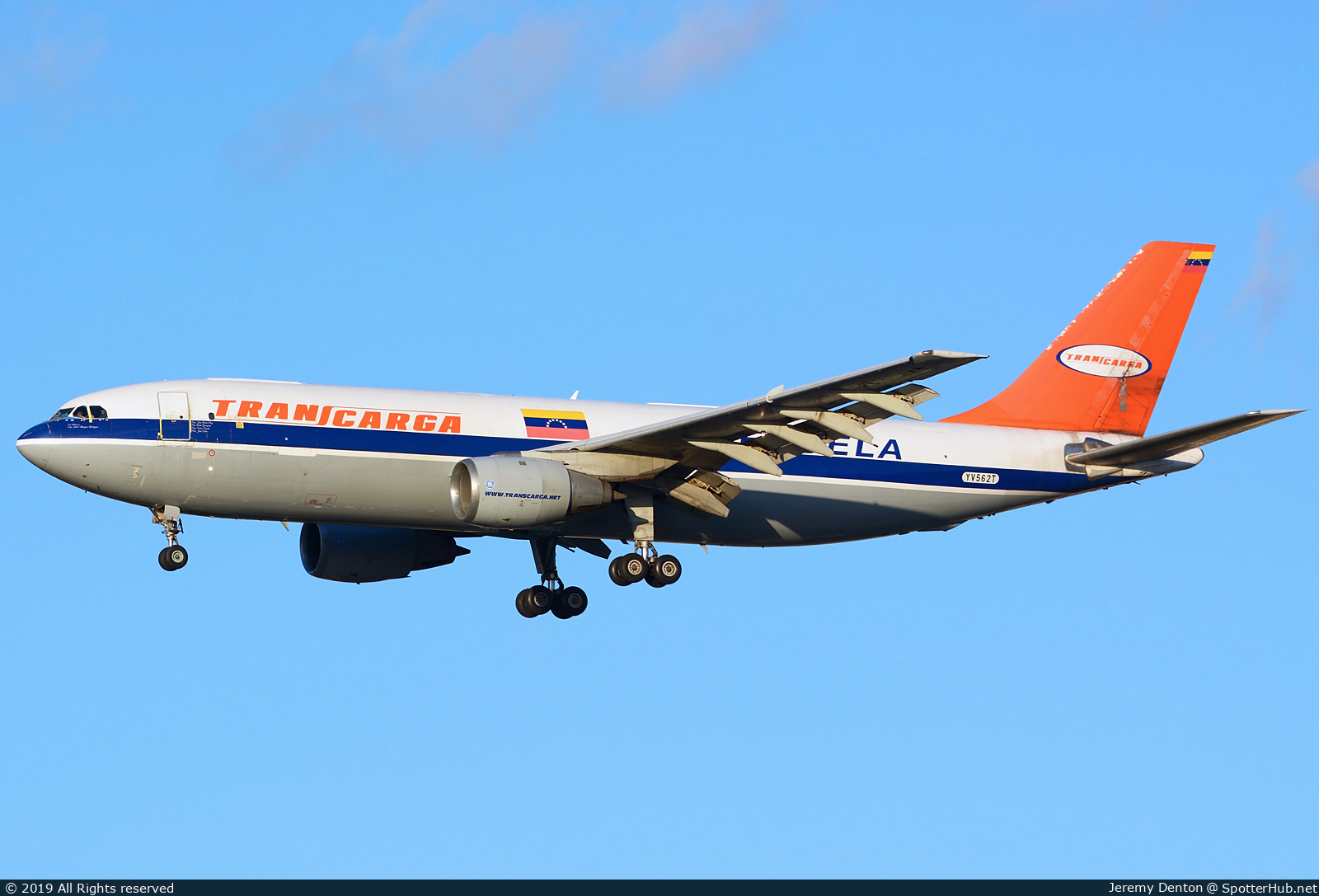 Photo of YV562T - Airbus A300B4-203(F) operated by Transcarga International Airways
