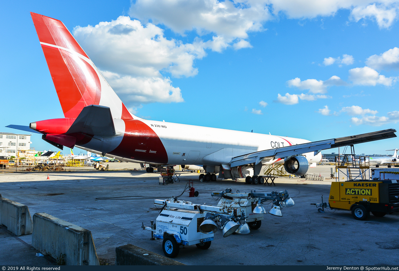 Photo of N235WD - Boeing 757-28A(SF) operated by Jetran