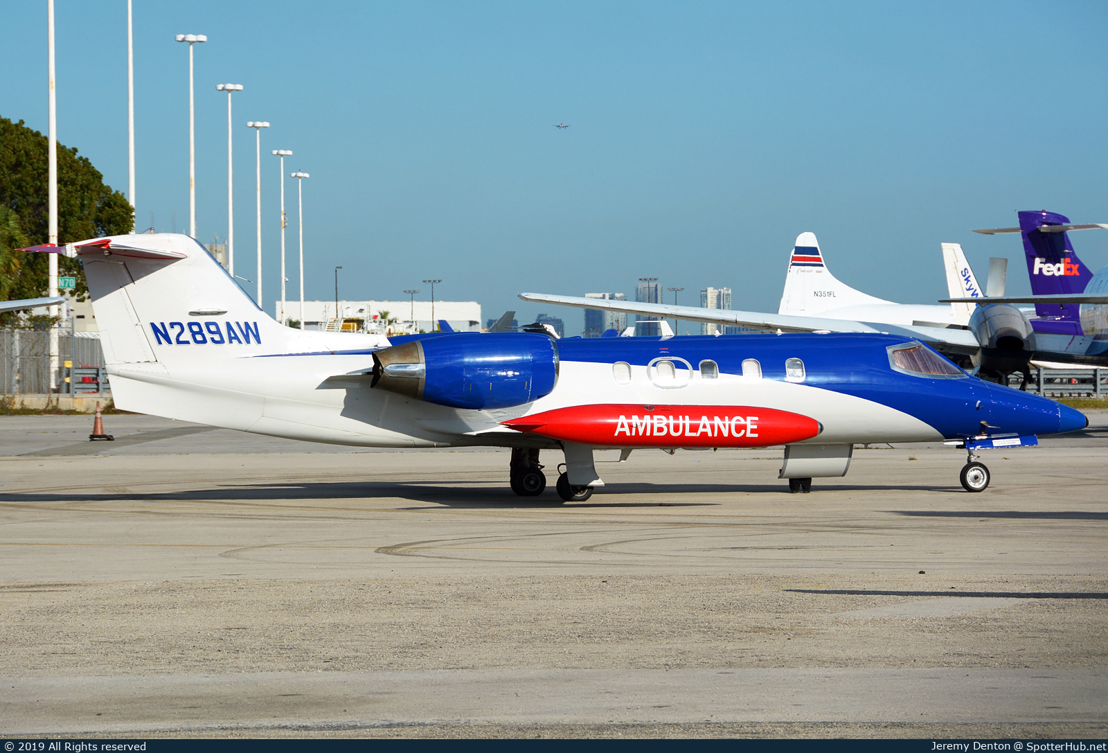 Photo of N289AW - Bombardier Learjet 35A operated by Air Gato Enterprises