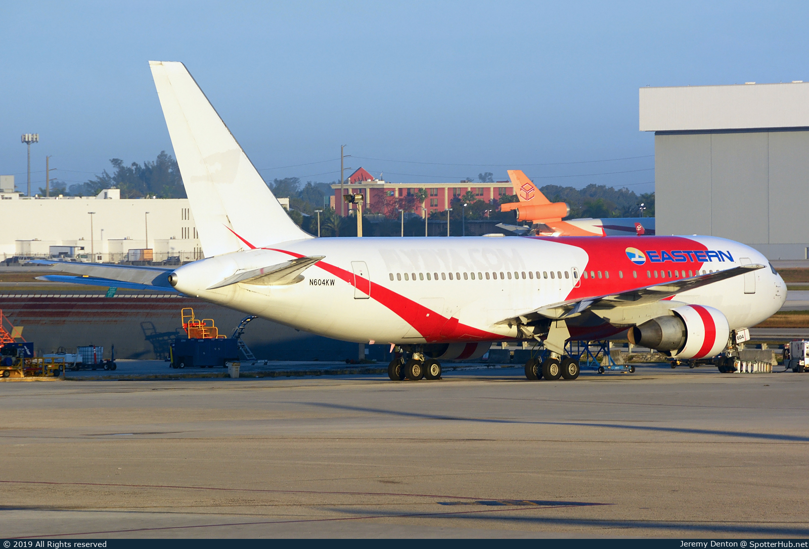 Photo of N604KW - Boeing 767-233 operated by Eastern Airlines