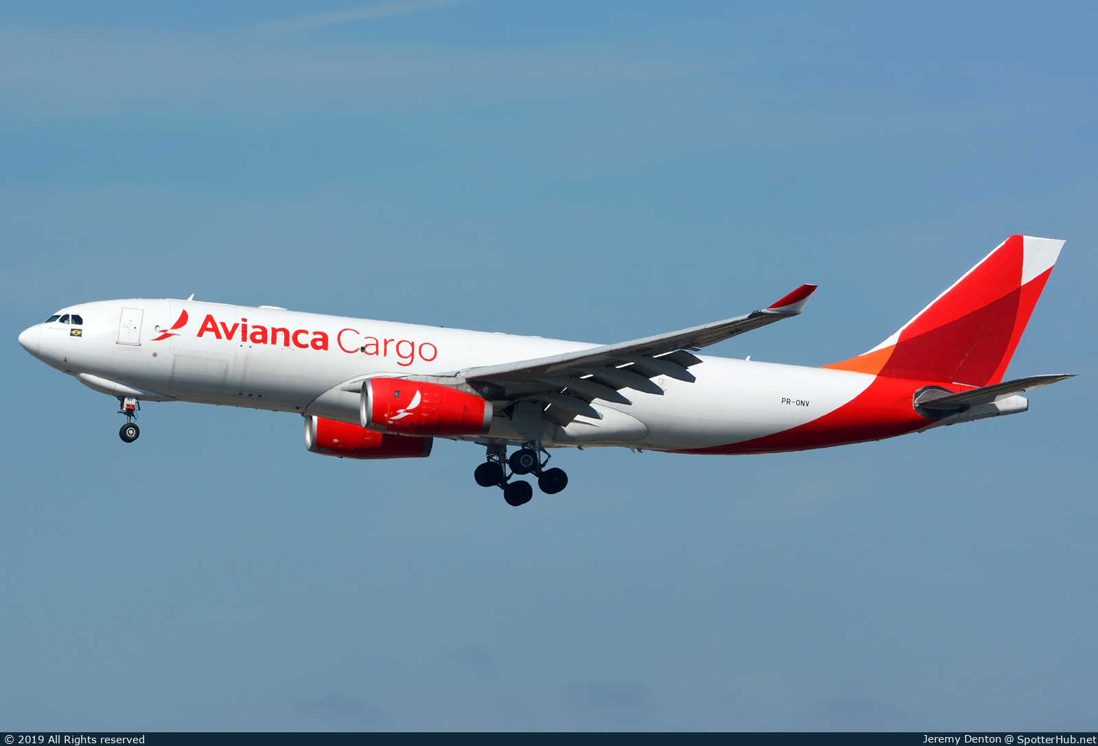 Photo of PR-ONV - Airbus A330-243F operated by Avianca Cargo Brasil