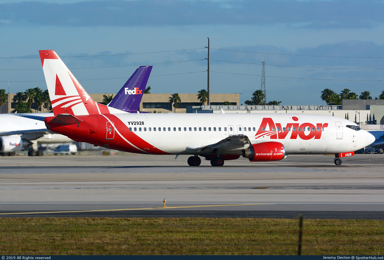 Photo of YV2928 - Boeing 737-401 operated by Avior Airlines