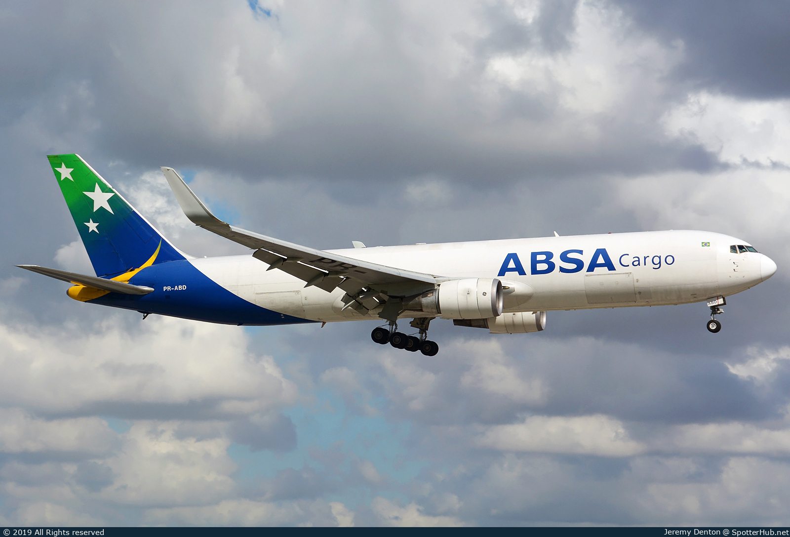 Photo of PR-ABD - Boeing 767-316F operated by ABSA Cargo