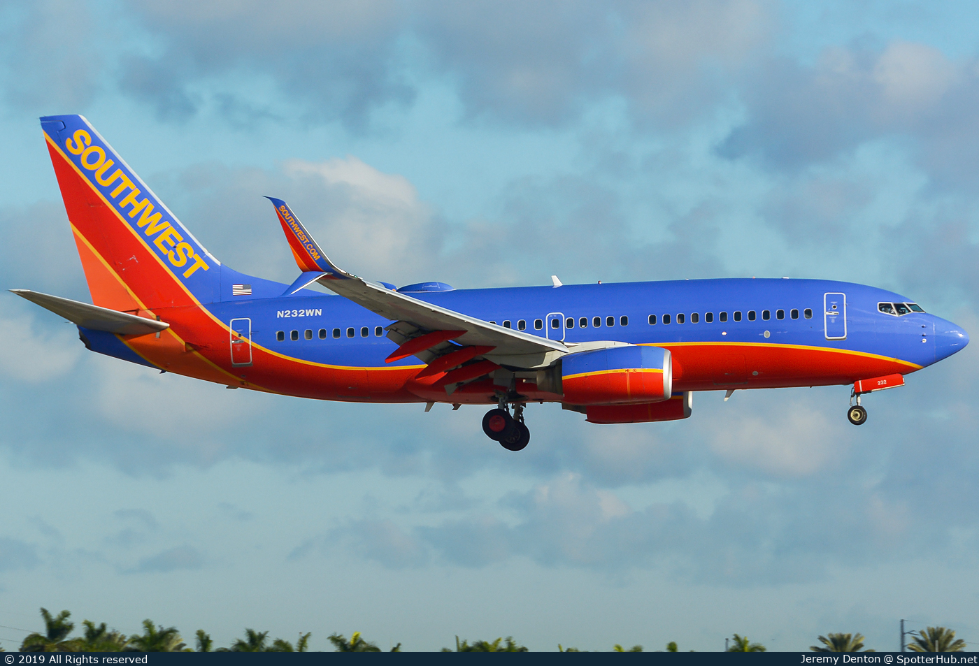 Photo of N232WN - Boeing 737-7H4 operated by Southwest Airlines