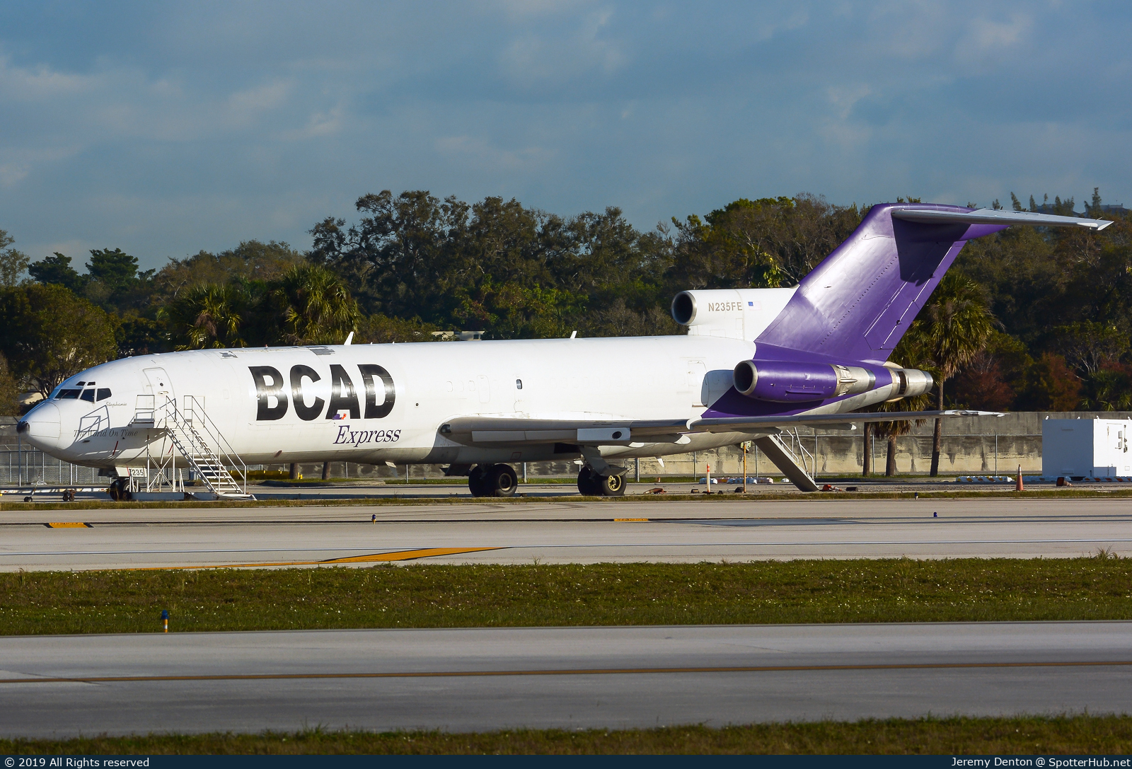Photo of N235FE - Boeing 727-247(Adv)(F) operated by Broward County Aviation Department