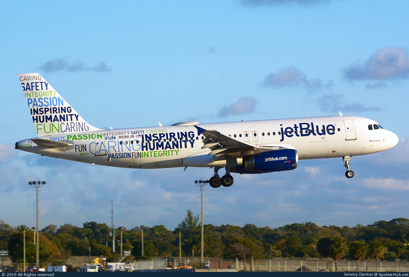 Photo of N598JB - Airbus A320-232 operated by jetBlue Airways