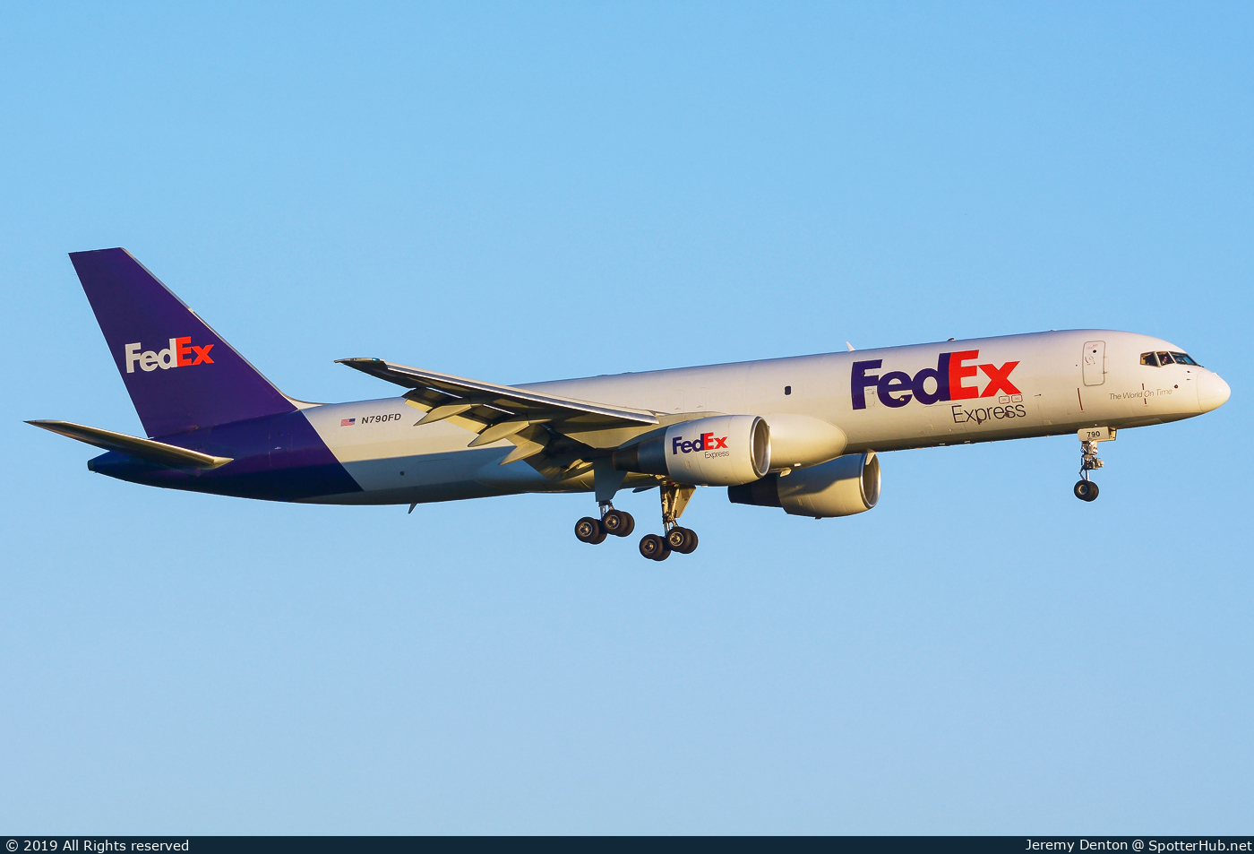 Photo of N790FD - Boeing 757-222(SF) operated by FedEx