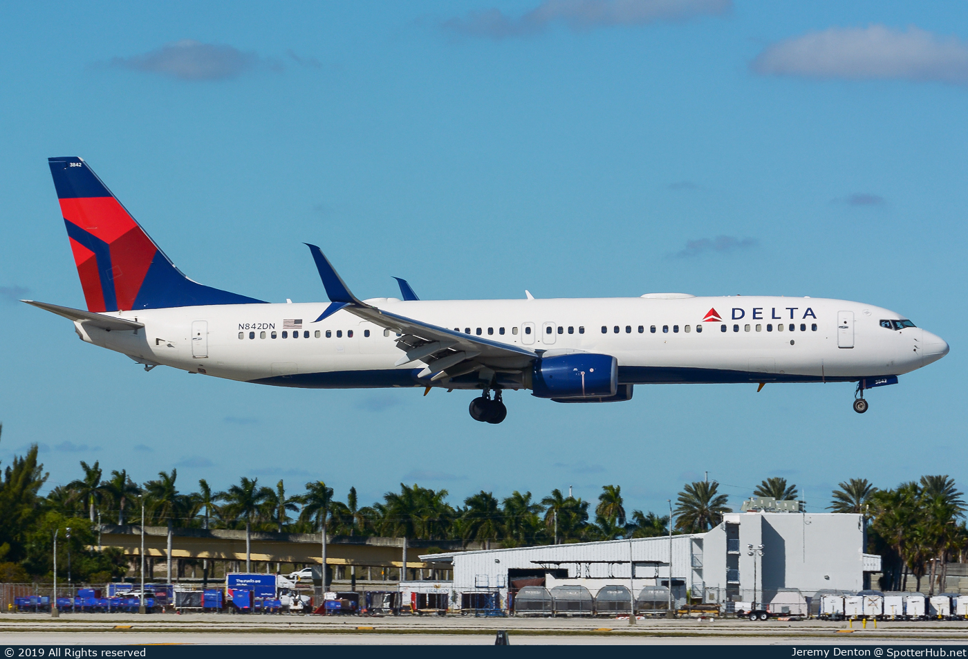 Photo of N842DN - Boeing 737-932(ER) operated by Delta Air Lines