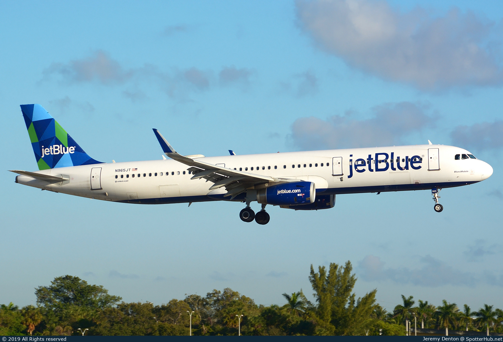 Photo of N965JT - Airbus A321-231 operated by jetBlue Airways