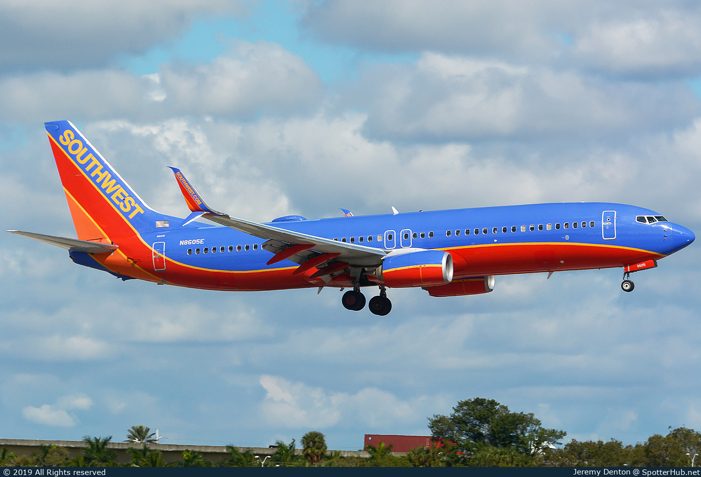Photo of N8605E - Boeing 737-8H4 operated by Southwest Airlines