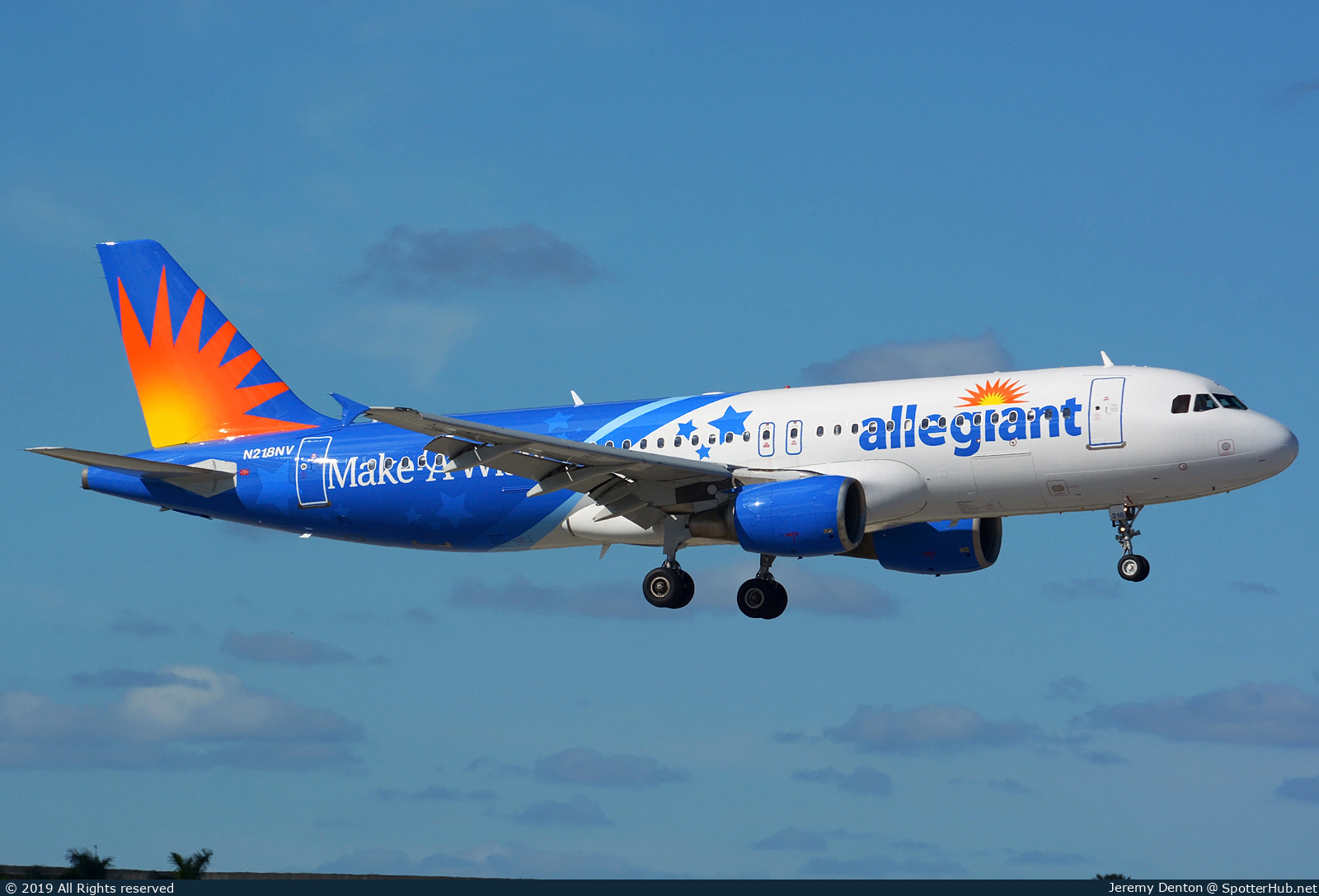 Photo of N218NV - Airbus A320-214 operated by Allegiant Air